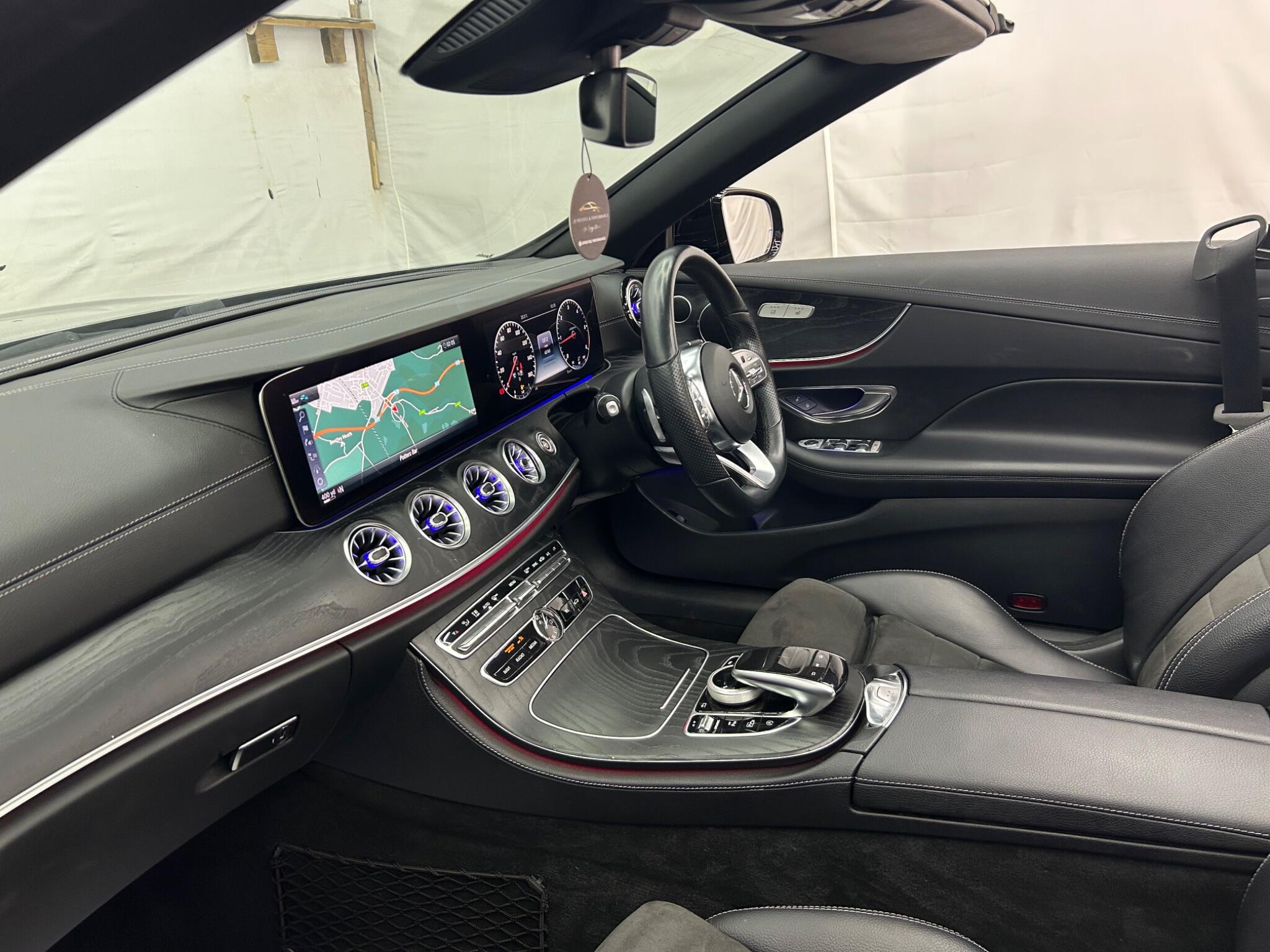 Mercedes-Benz E Class view 17