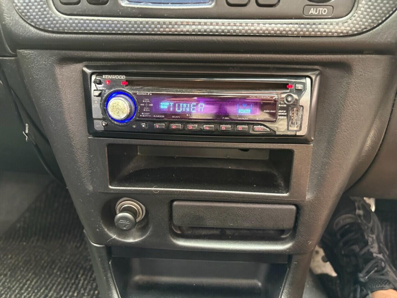 Mitsubishi Lancer view 30