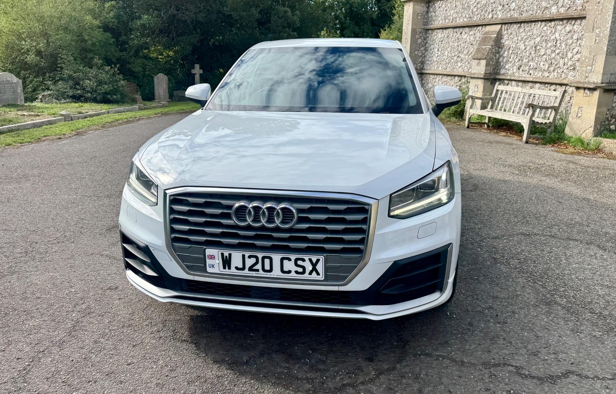 Audi Q2 view 3