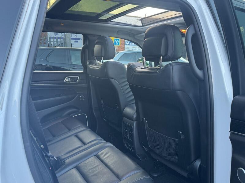 2019 Jeep Grand Cherokee 3.0 V6 MultiJetII Summit Auto 4WD Euro 6 (s/s) 5dr • 45,000 miles image 60