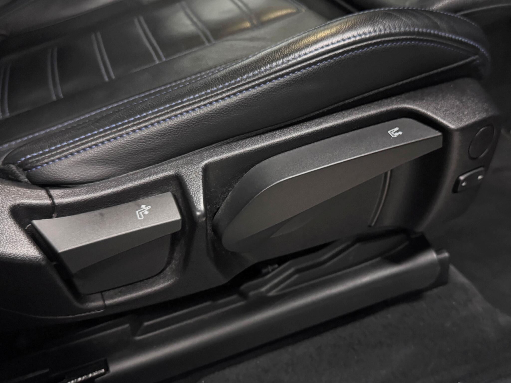 BMW X3 view 18
