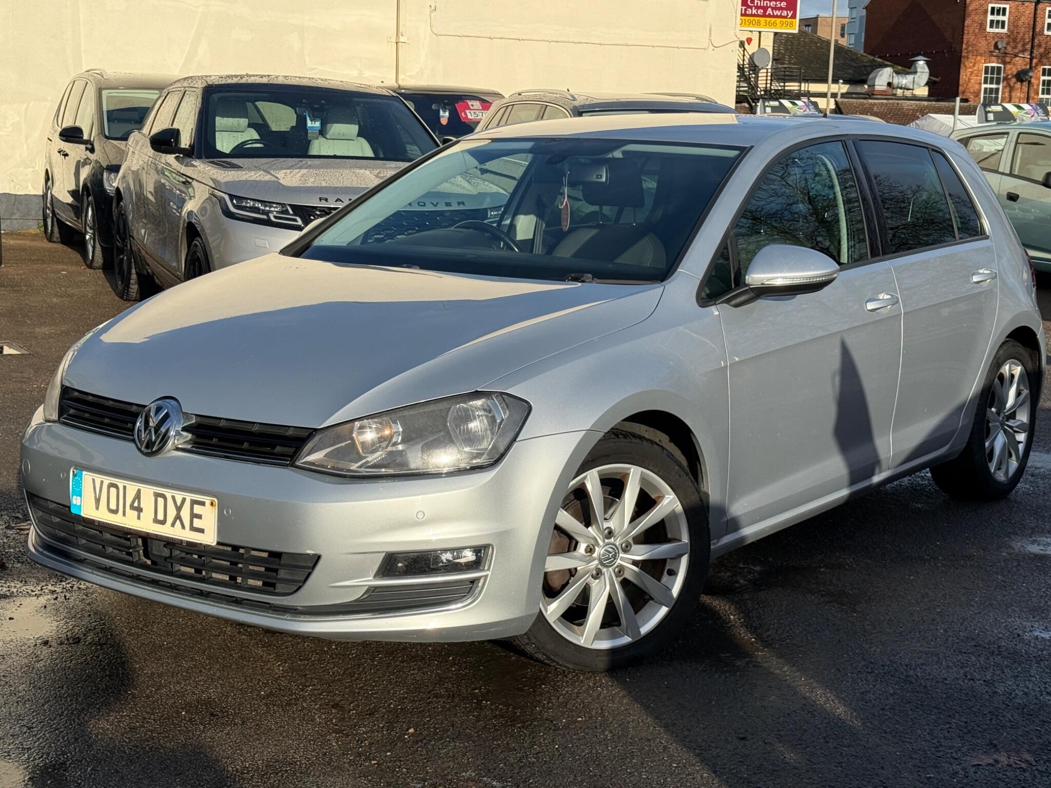 Volkswagen Golf - Image 9