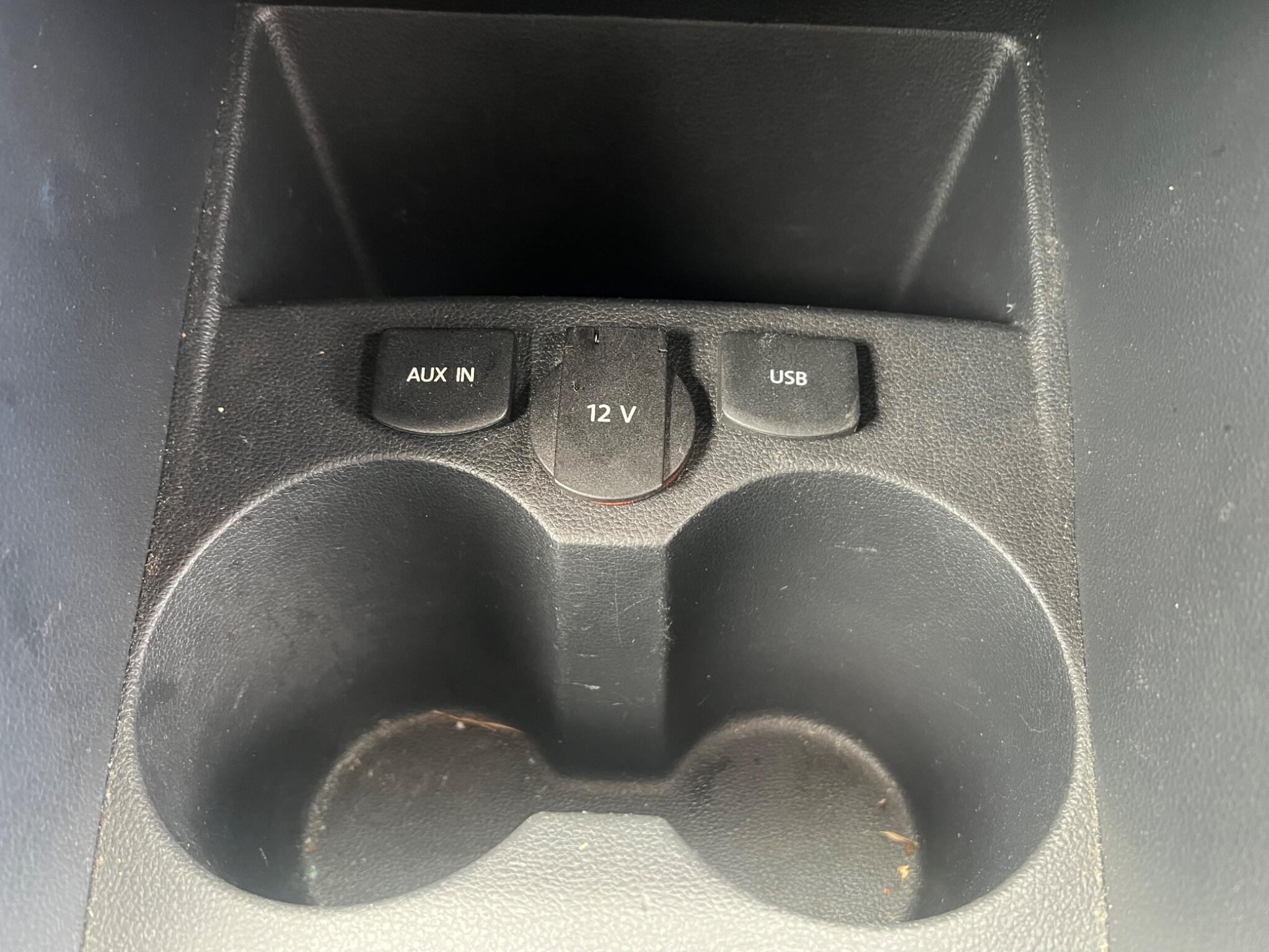 Volkswagen Polo view 27
