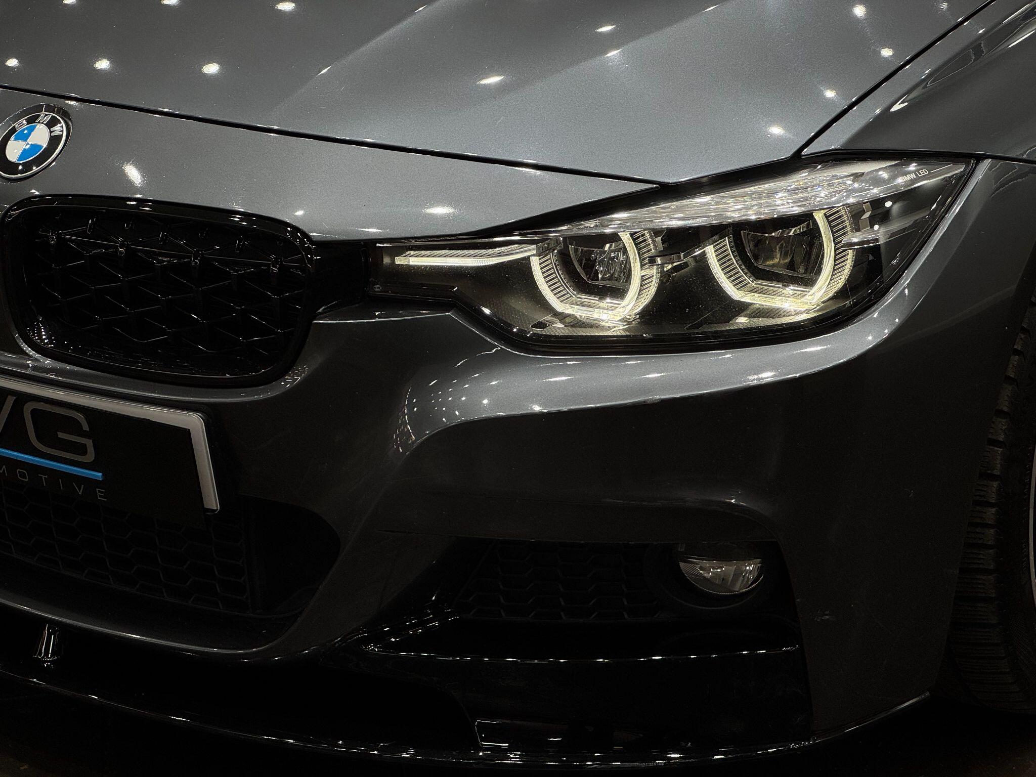 BMW 3 Series view 8
