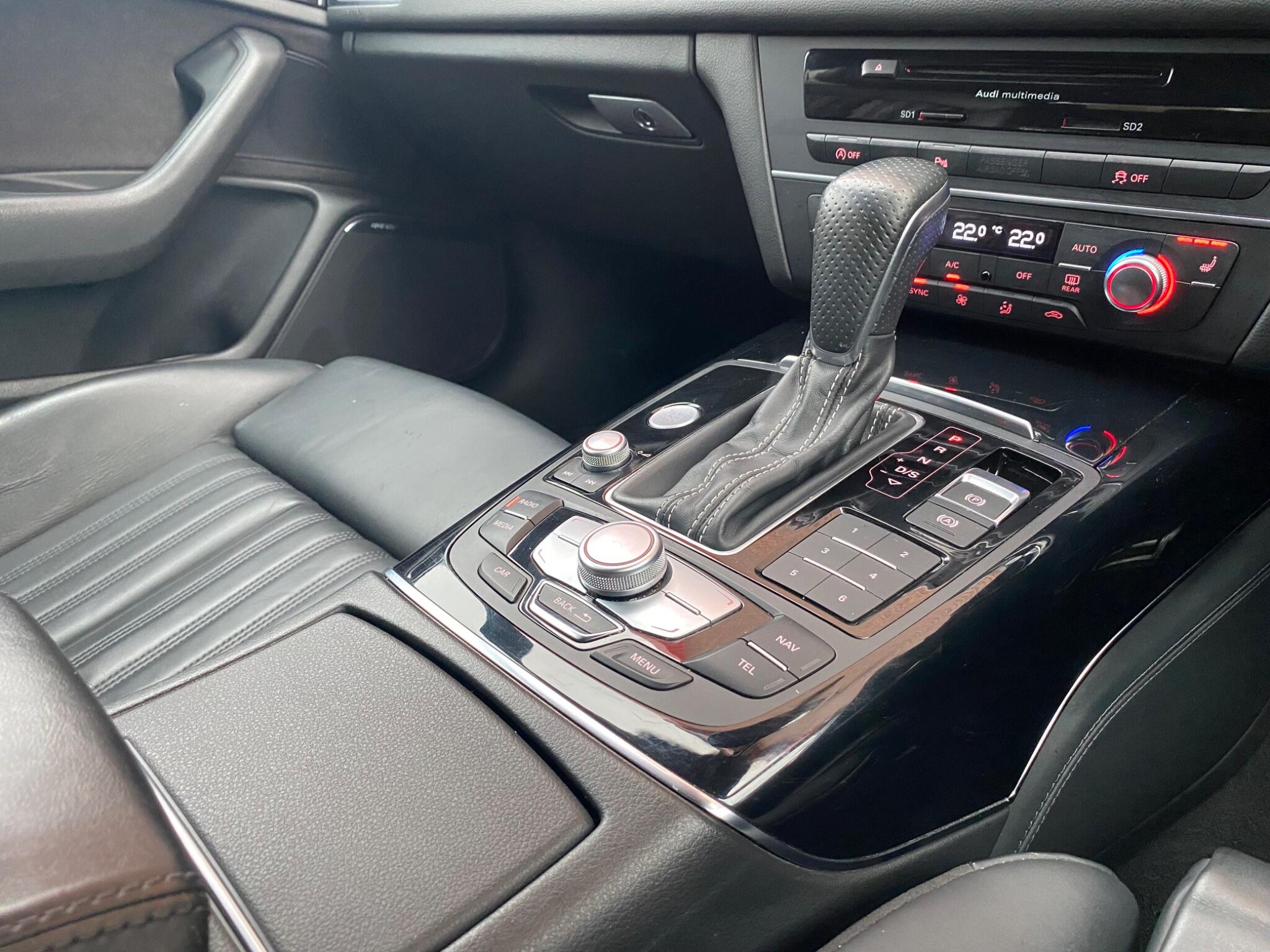 Audi A6 view 29