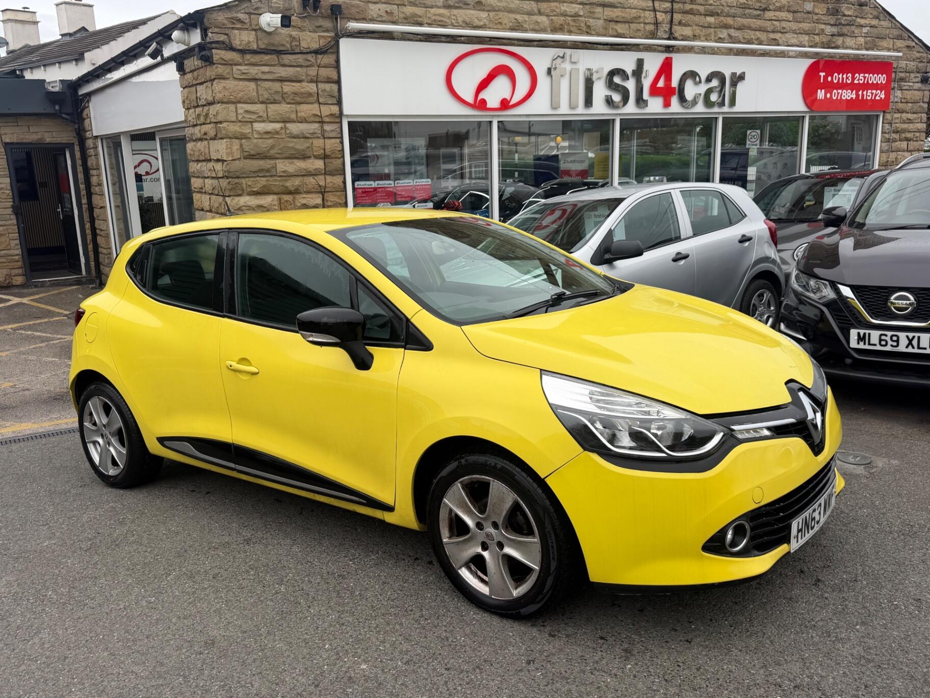 Renault Clio view 3