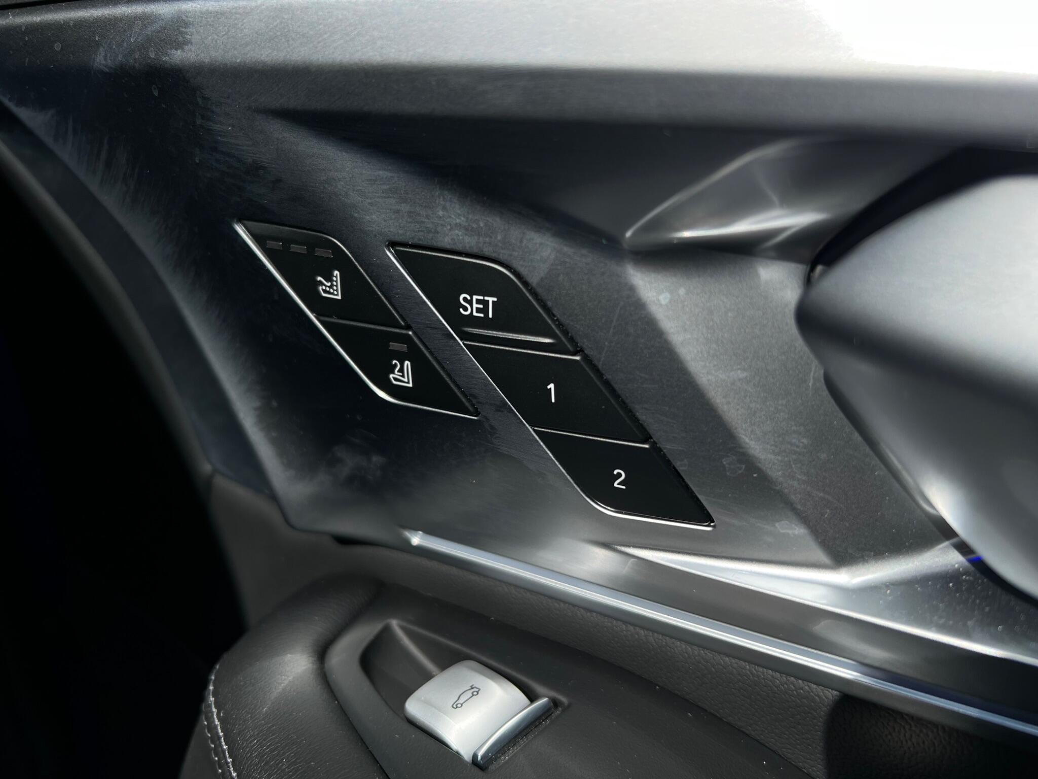 BMW XM view 57