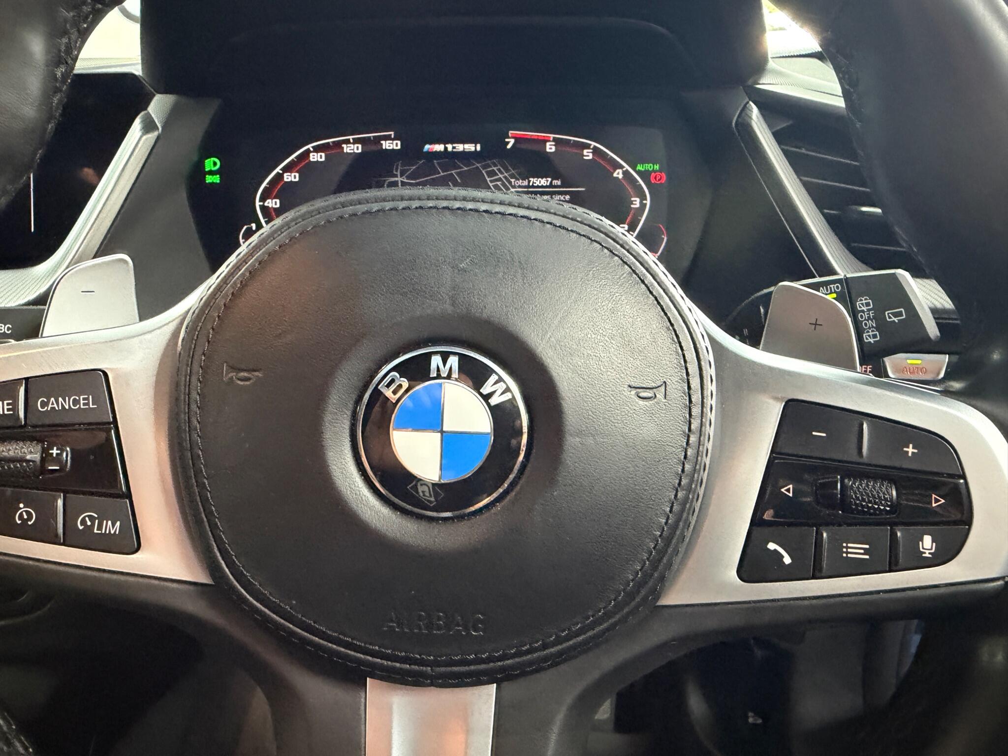BMW 1 Series view 81