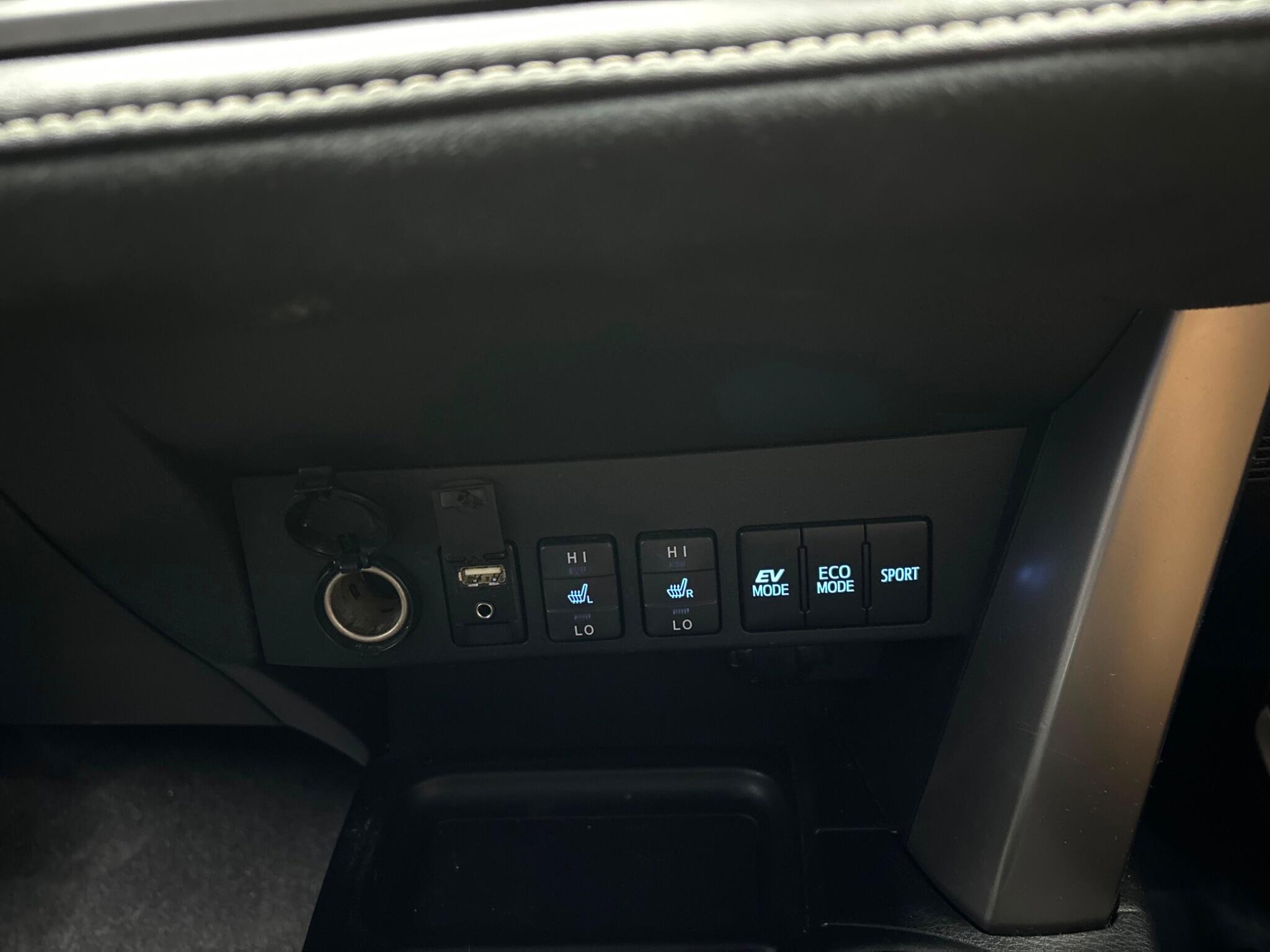 Toyota Rav4 view 29