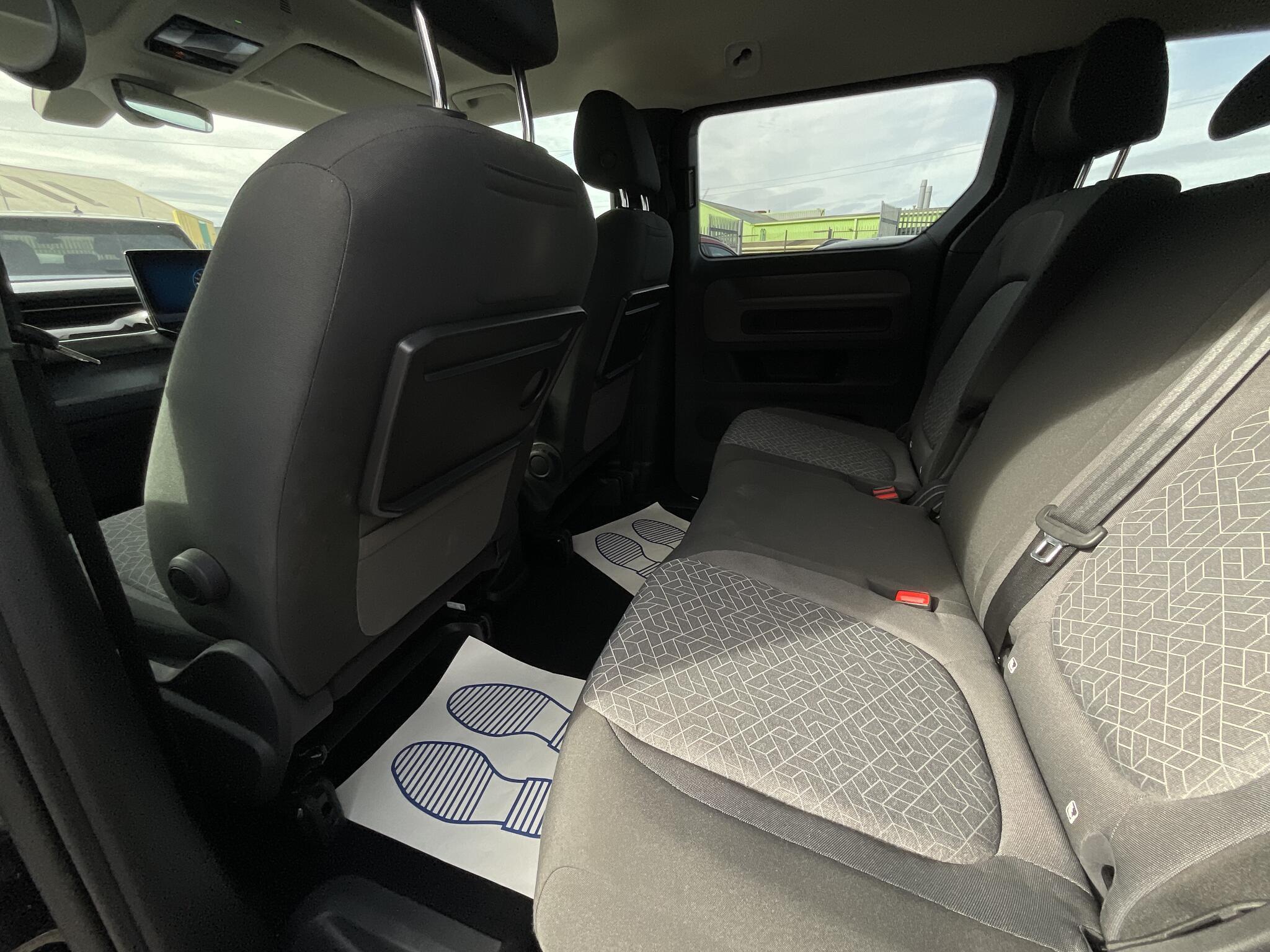 Volkswagen Id. Buzz view 13