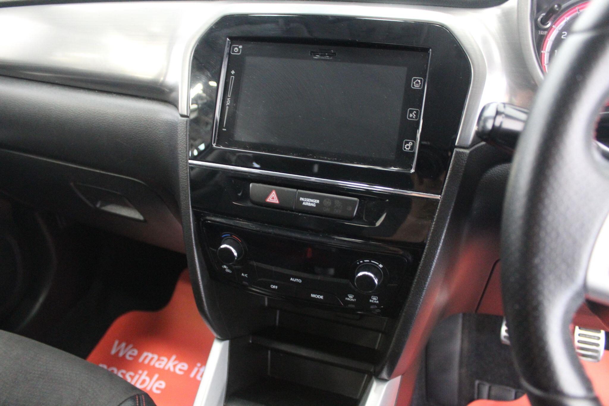 Suzuki Vitara view 39