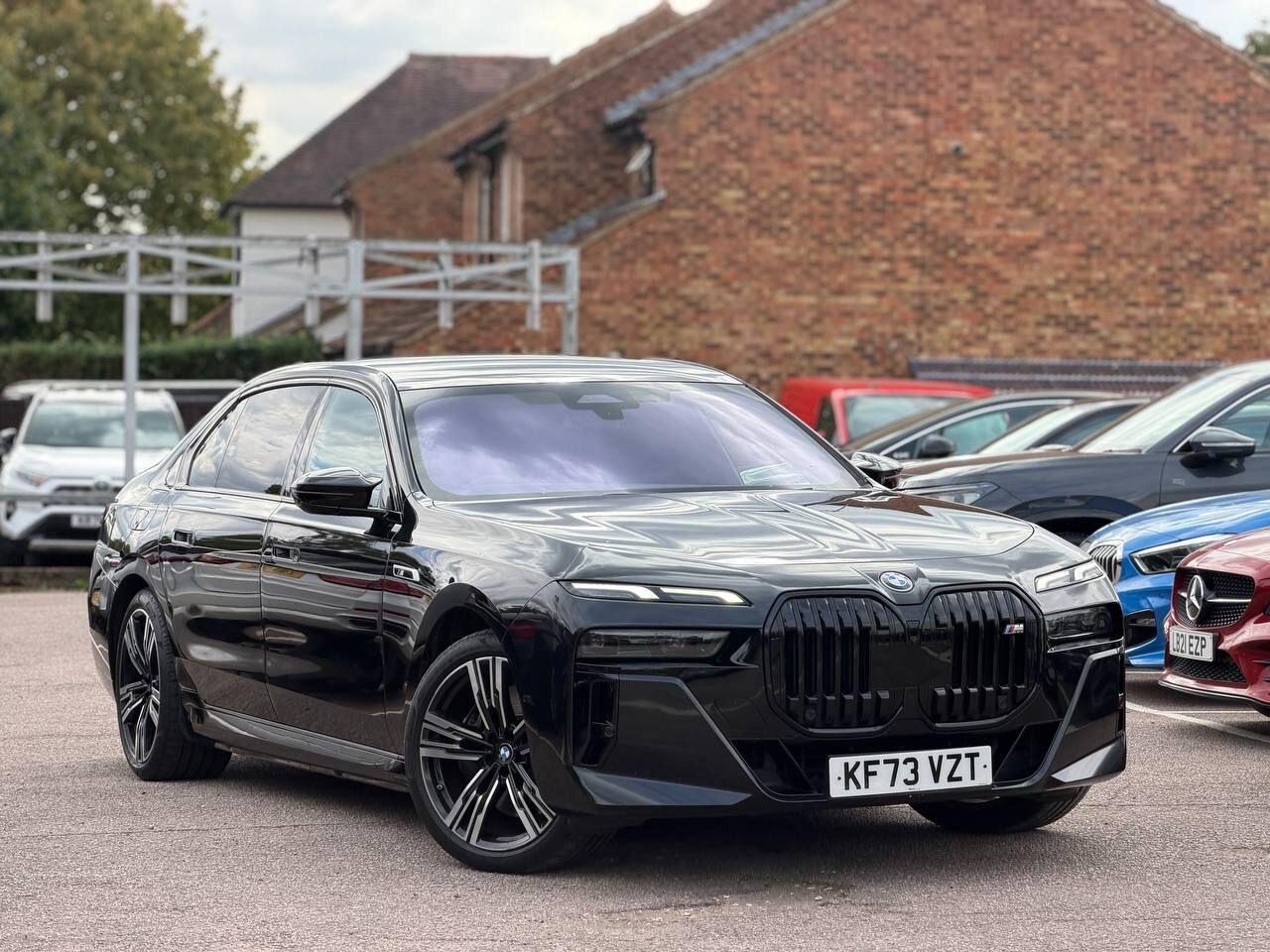 BMW 7 Series view 77
