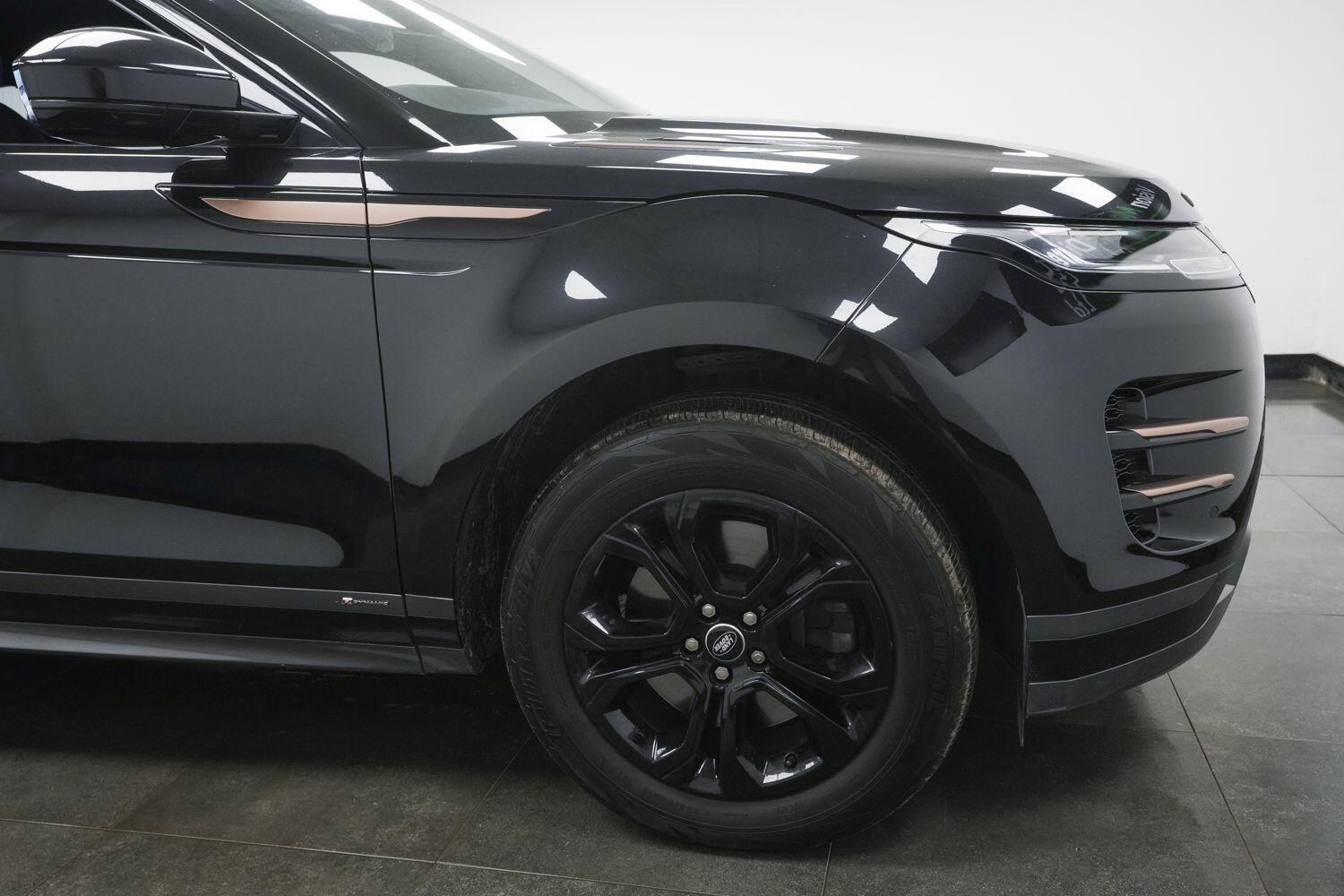 Land Rover Range Rover Evoque view 4