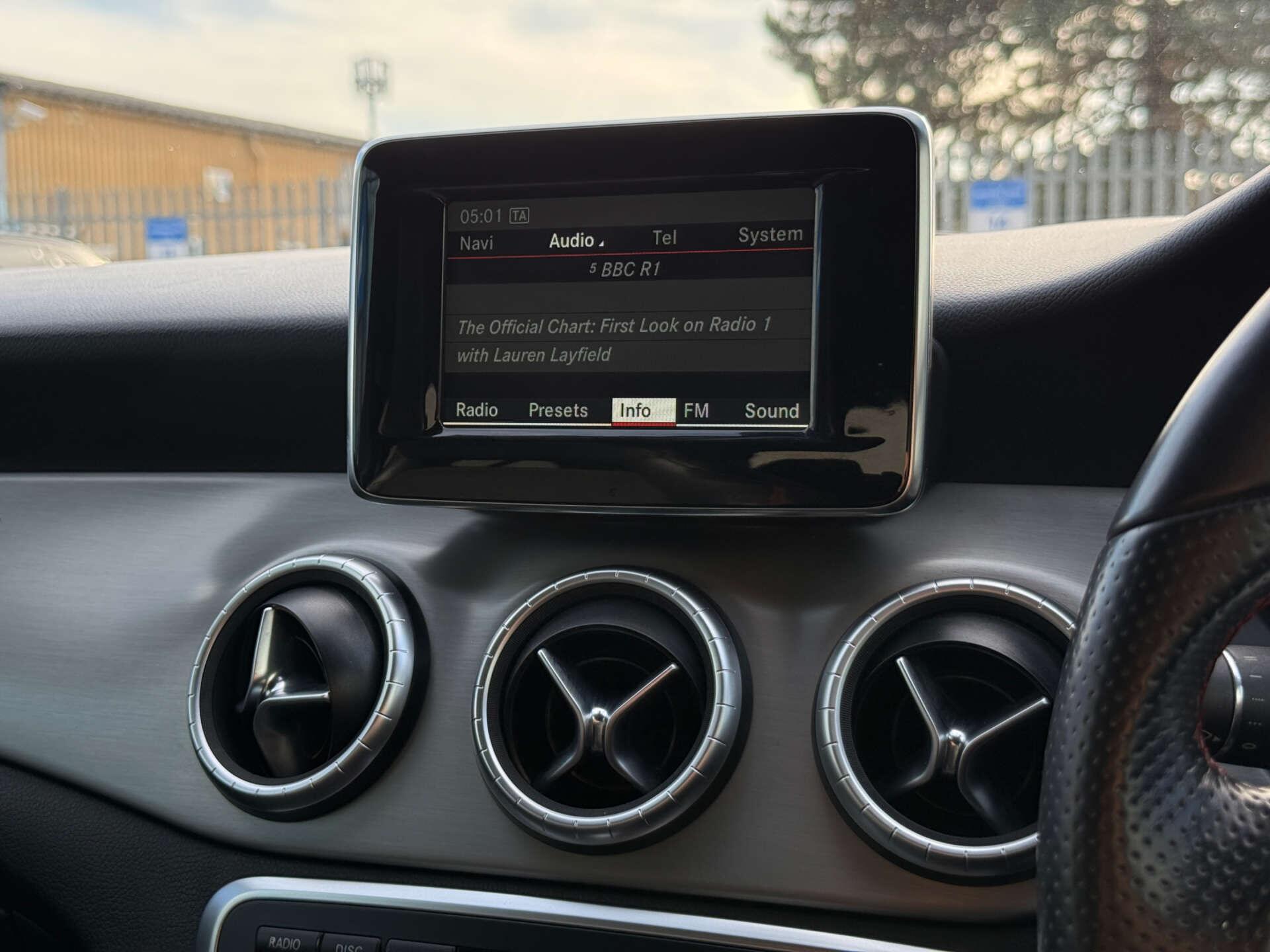 Mercedes-Benz Cla view 66