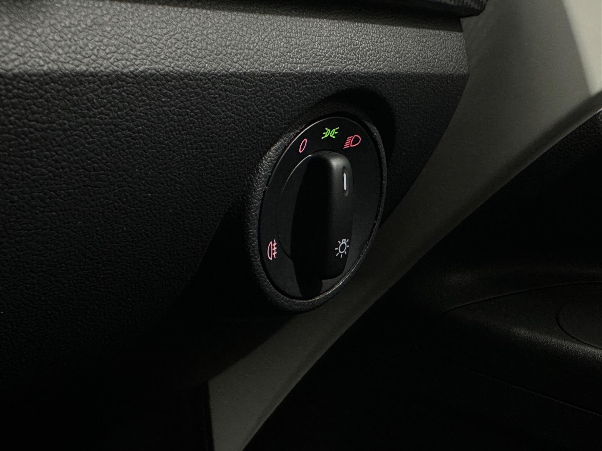 Volkswagen Up! view 16