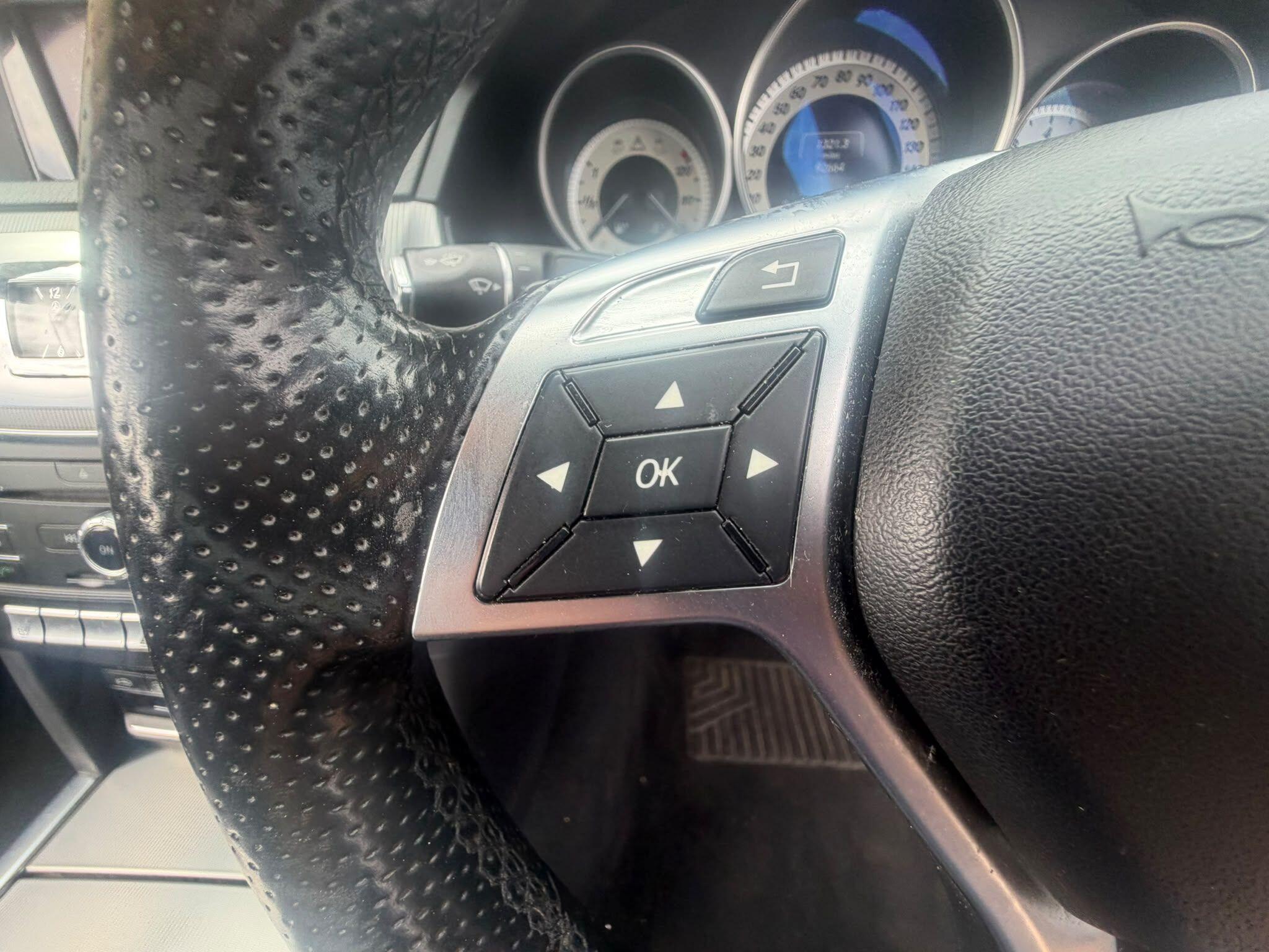 Mercedes-Benz E Class view 22