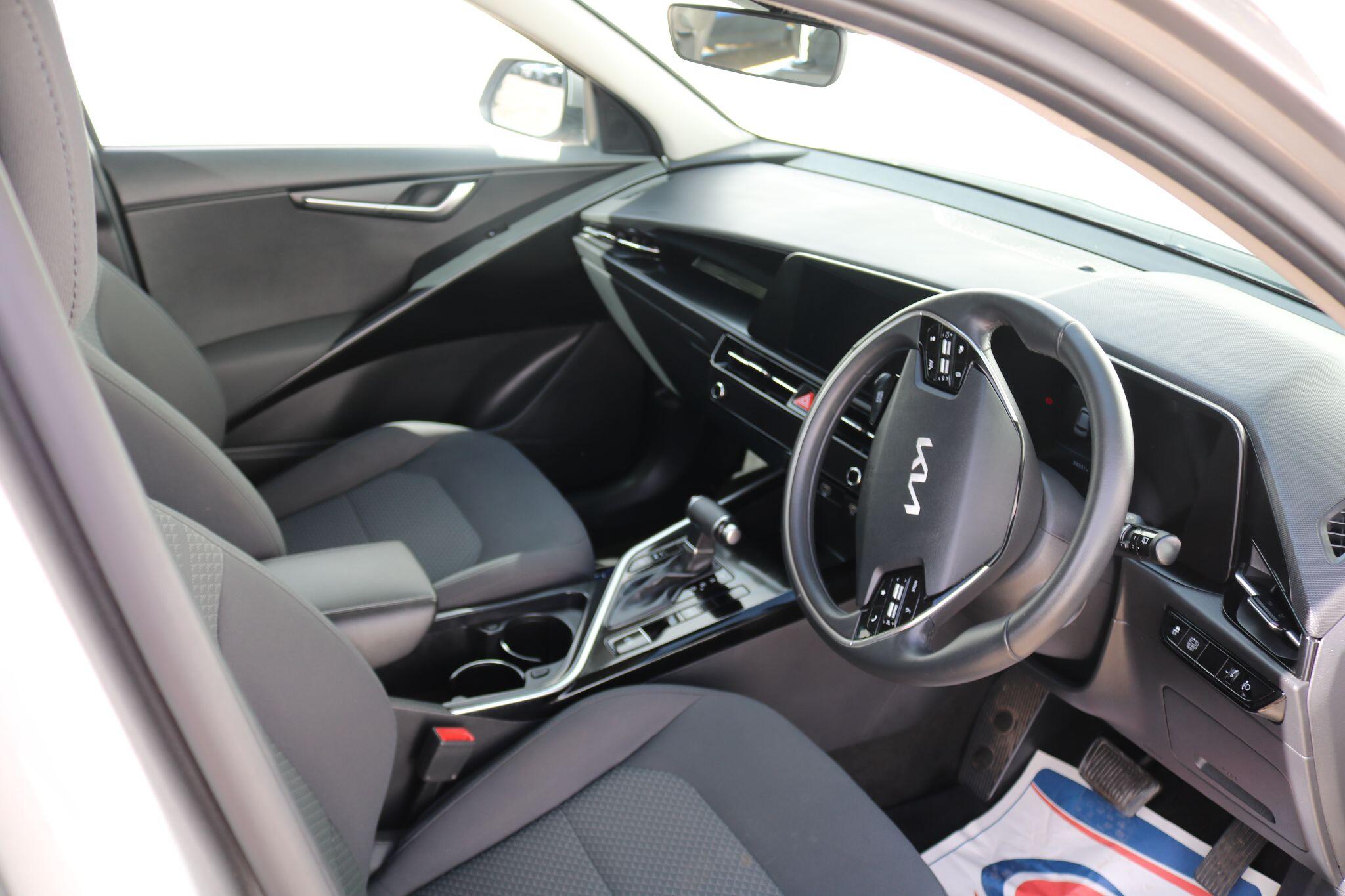 Kia Niro view 25
