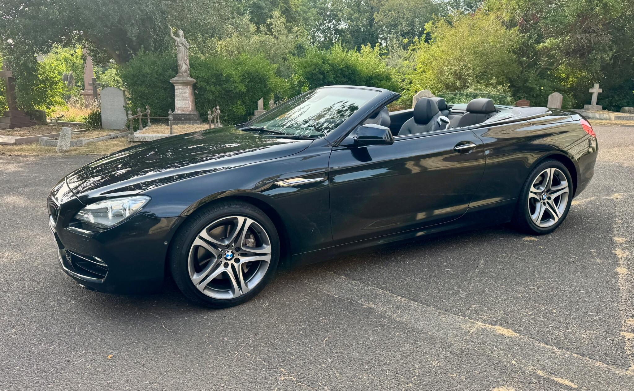 BMW 6 Series view 4