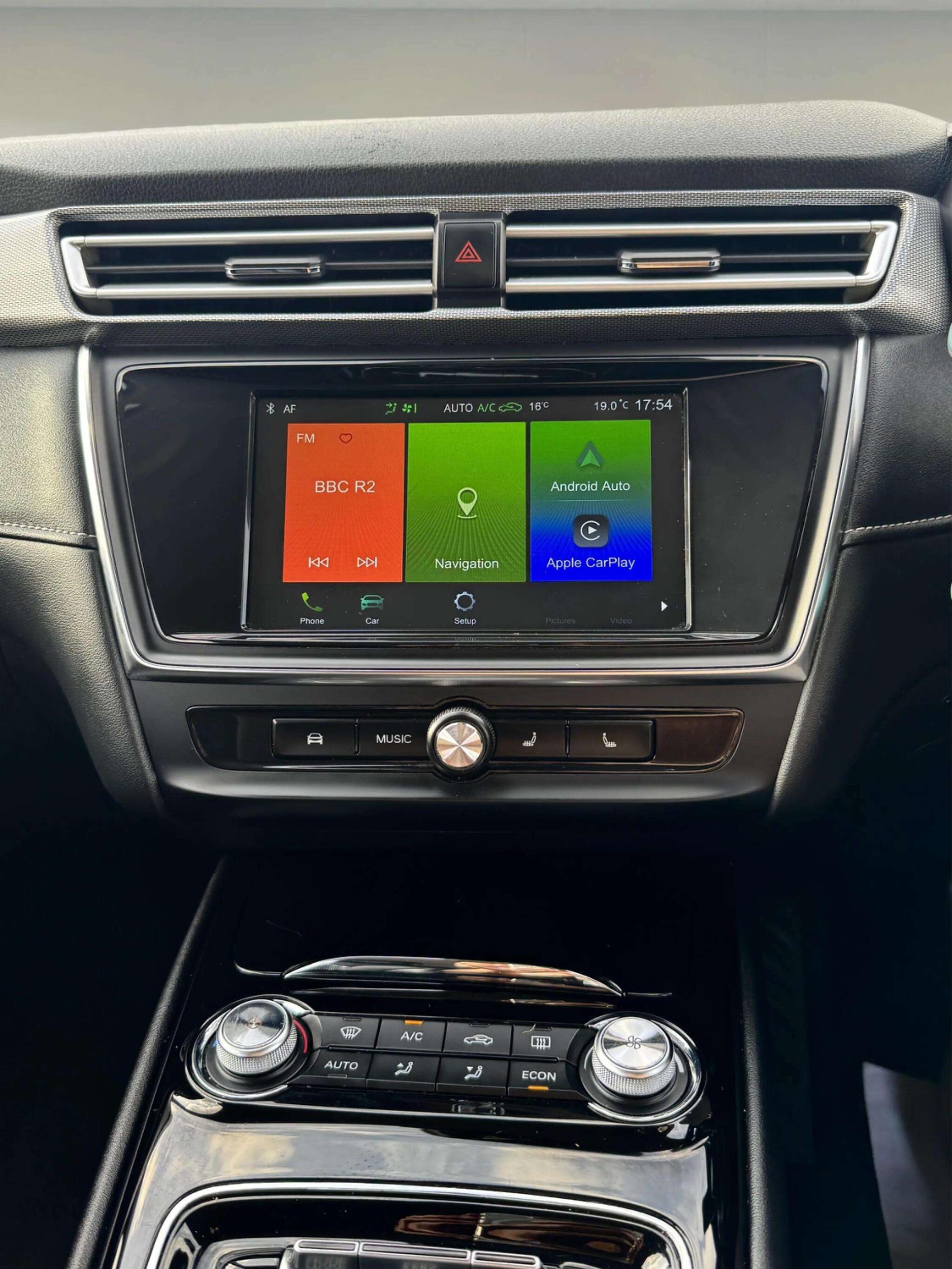MG MG5 view 36