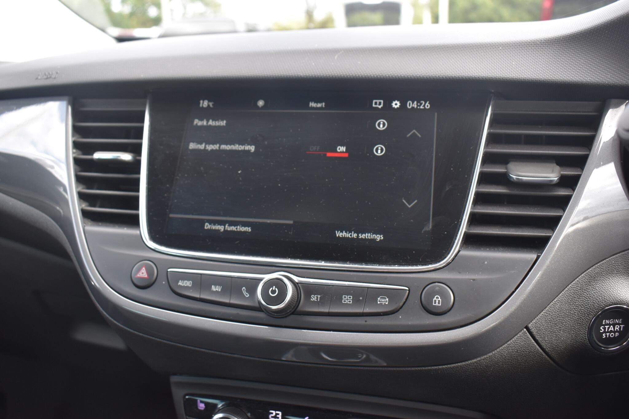 Crossland - 1.5 Turbo D Ultimate Auto Euro 6 (s/s) 5dr - Image 22