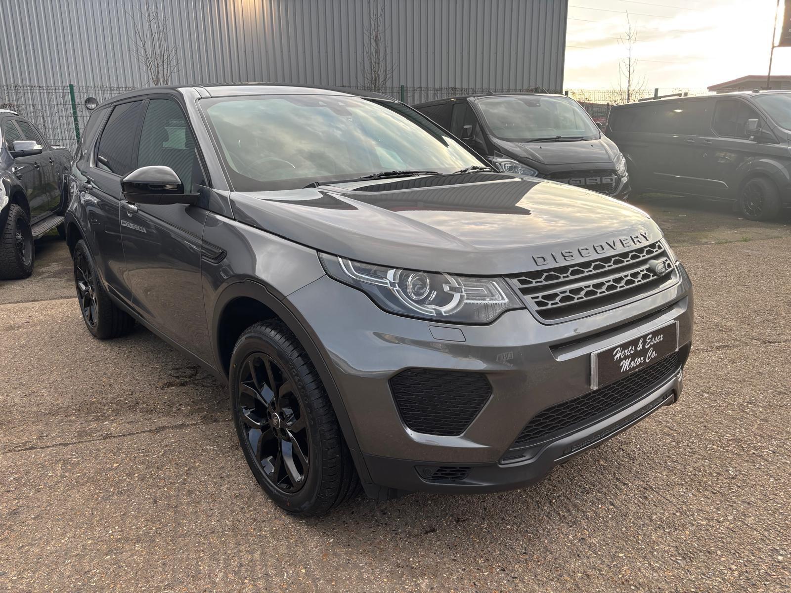 Land Rover Discovery Sport view 6