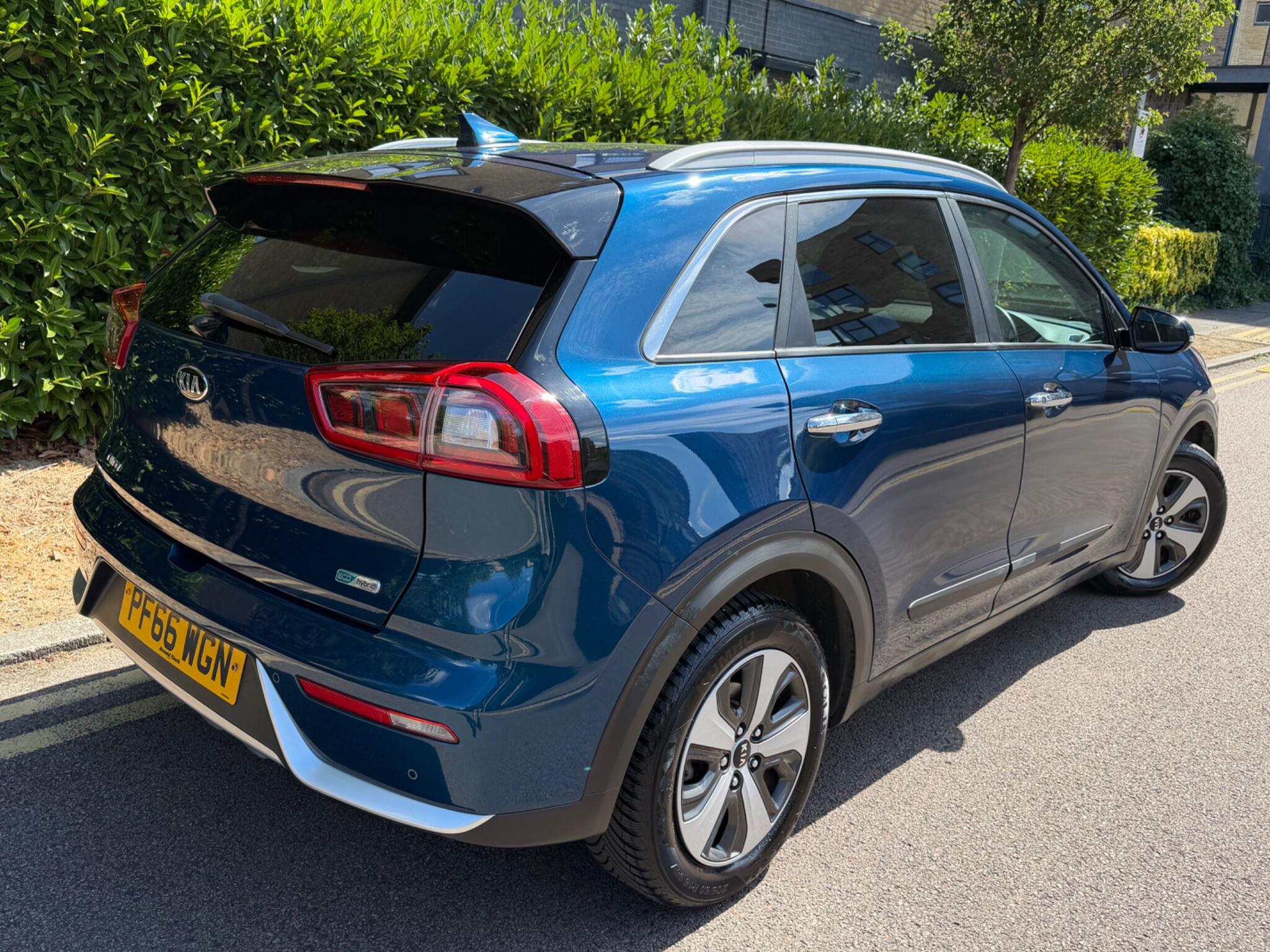 Kia Niro view 11