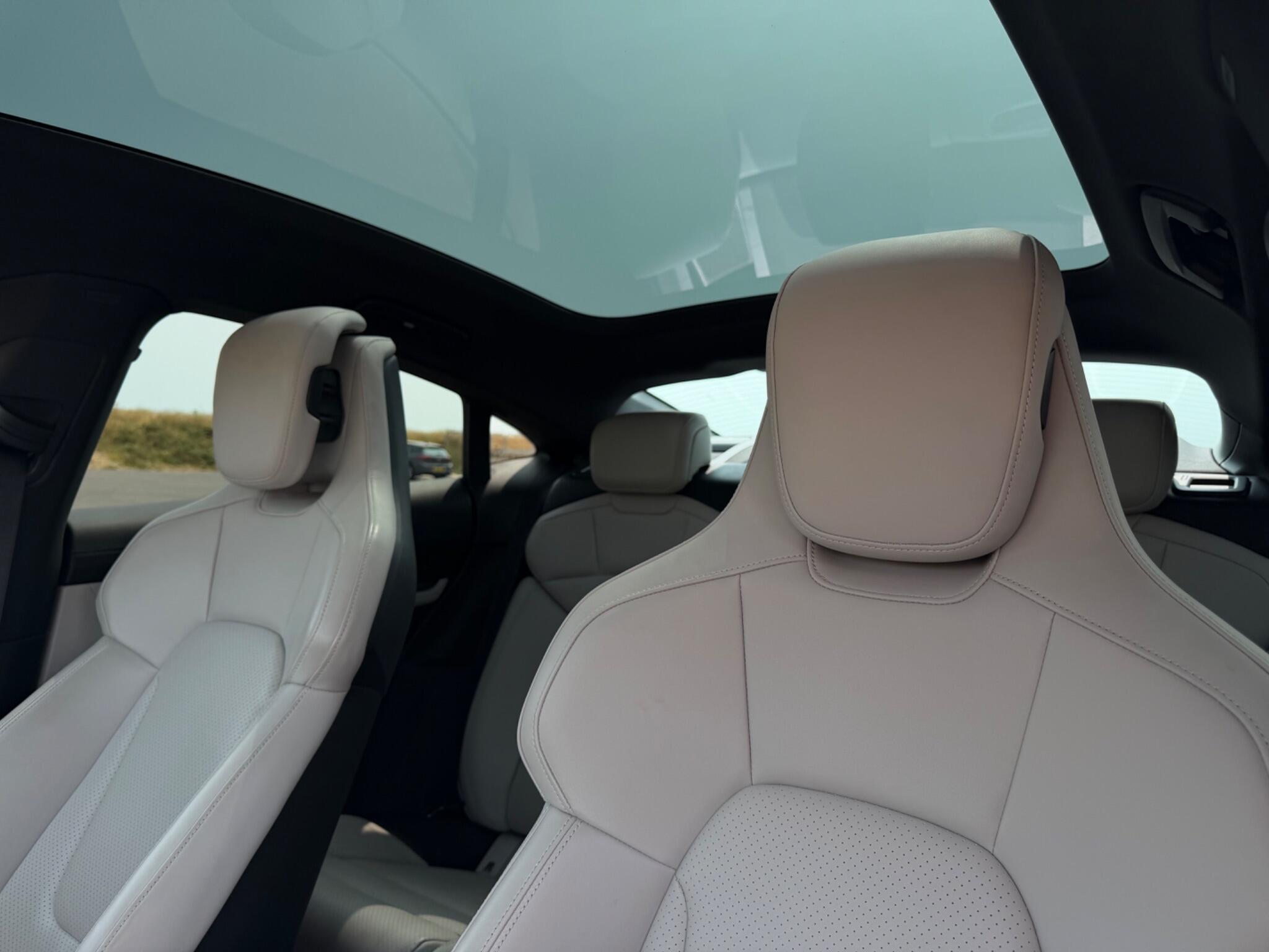 Porsche Taycan view 7