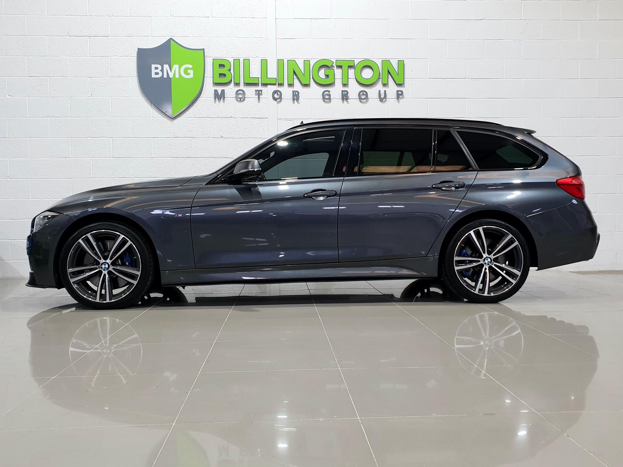 BMW 3 Series view 4
