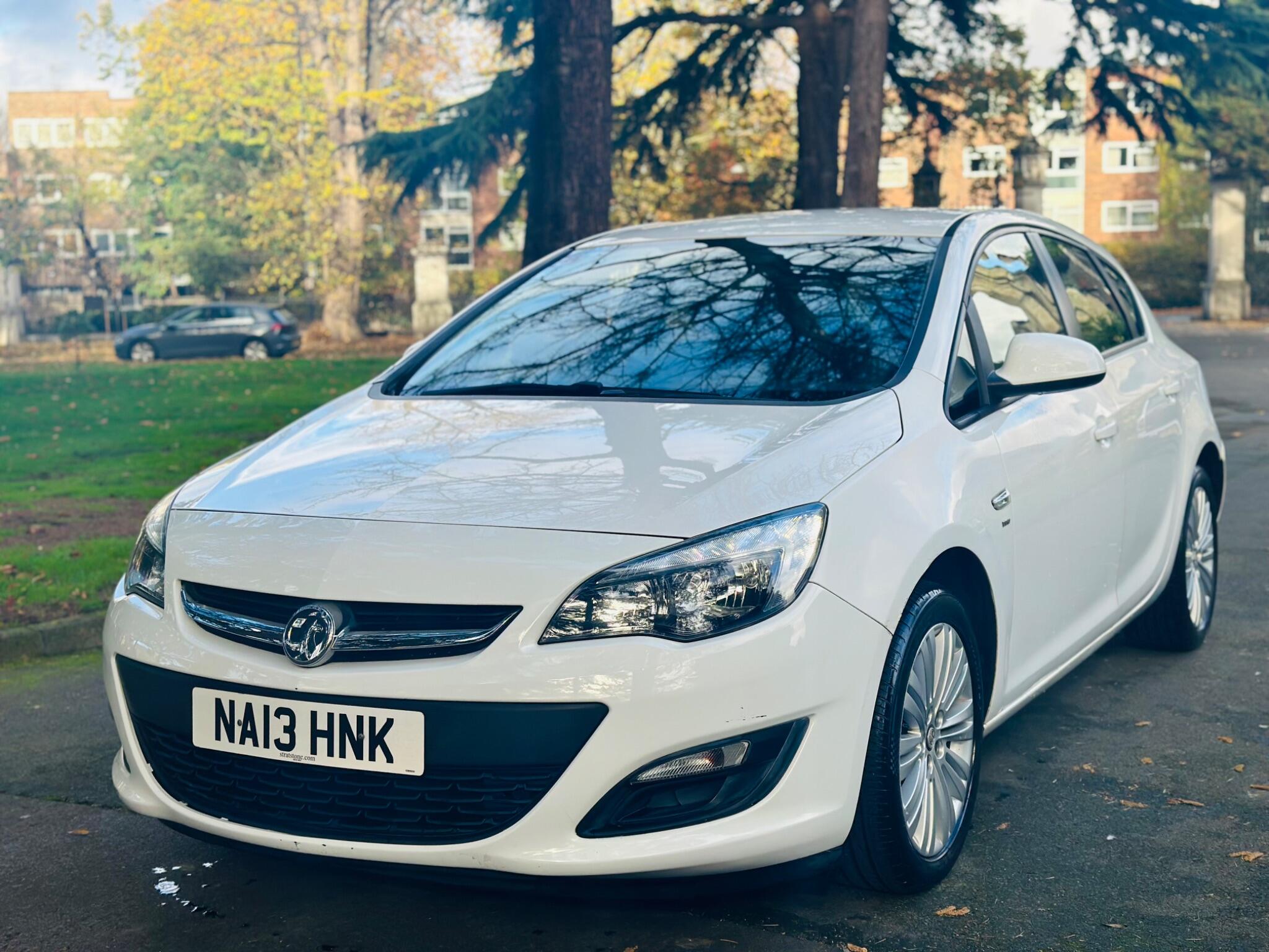 Vauxhall Astra view 21