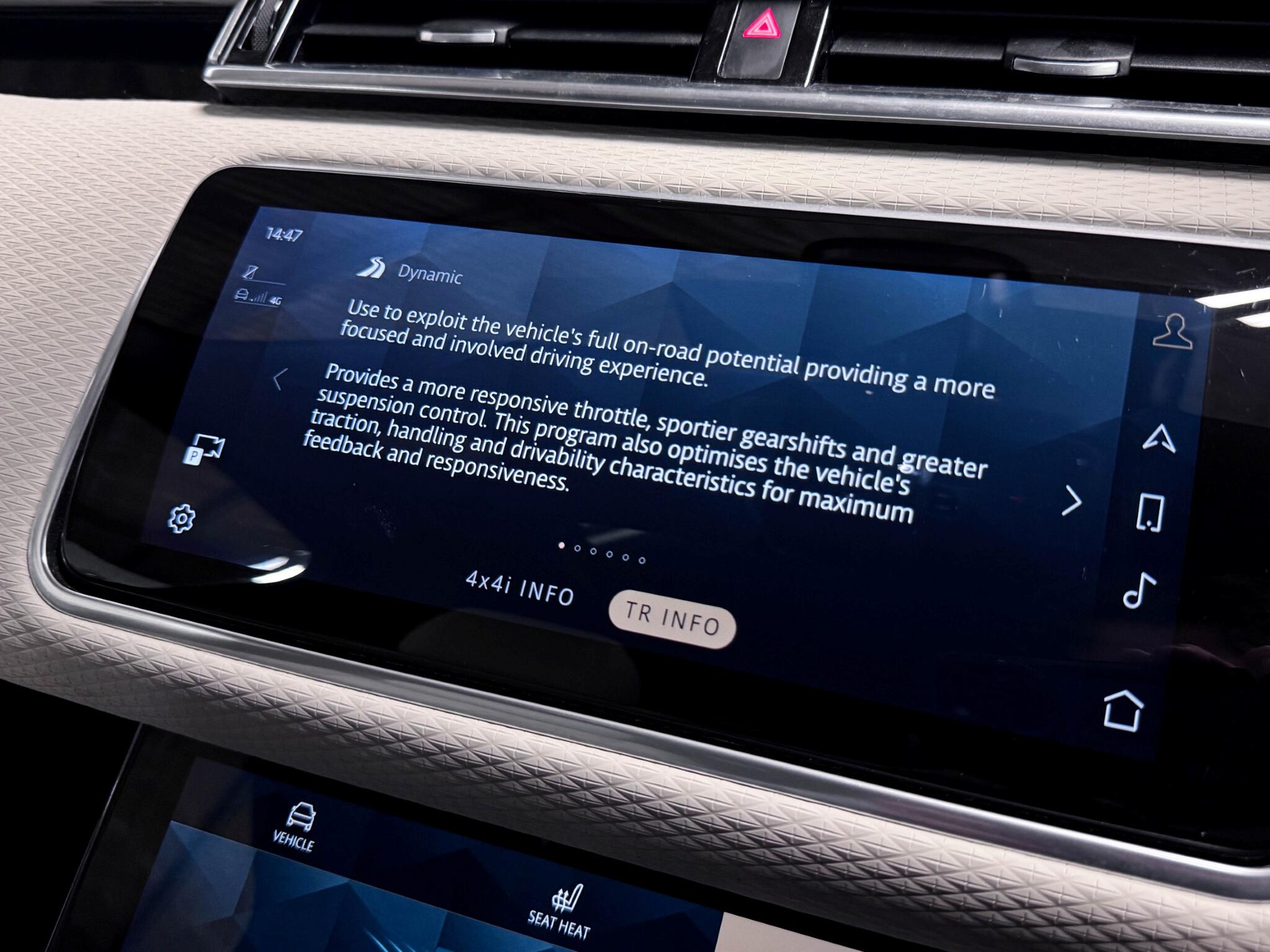 Land Rover Range Rover Velar view 43