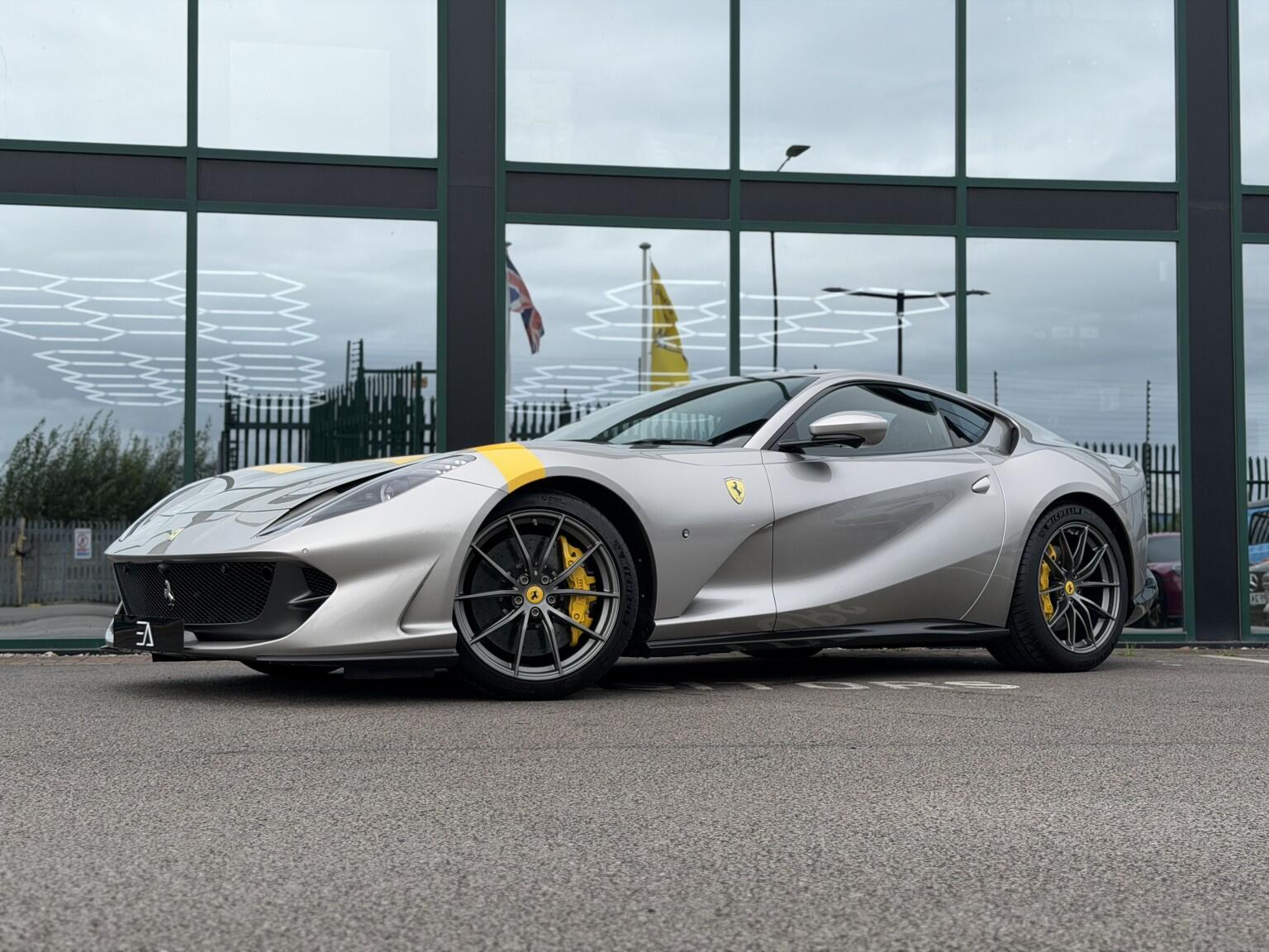 Ferrari 812 view 24