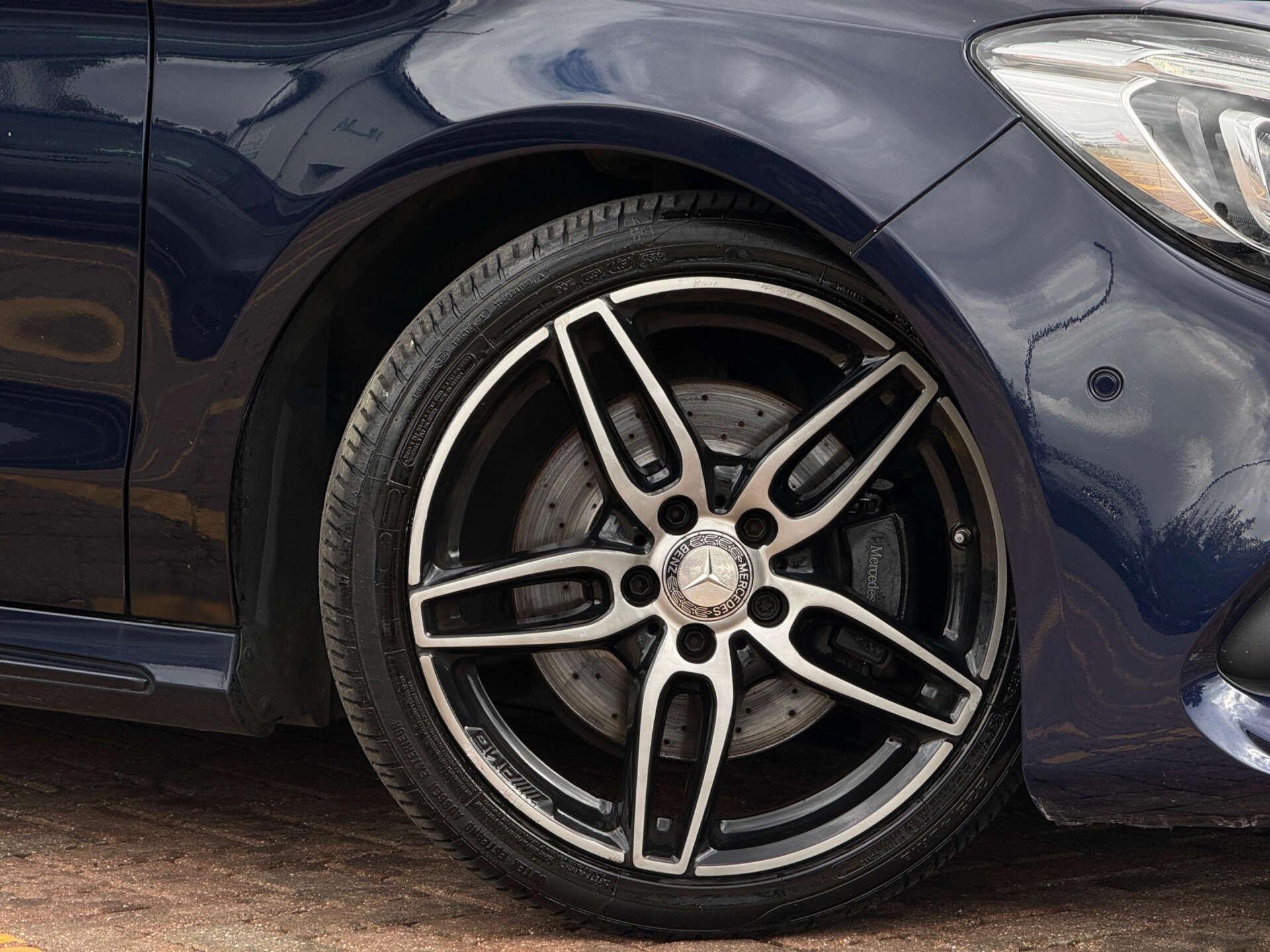 Mercedes-Benz Cla view 18