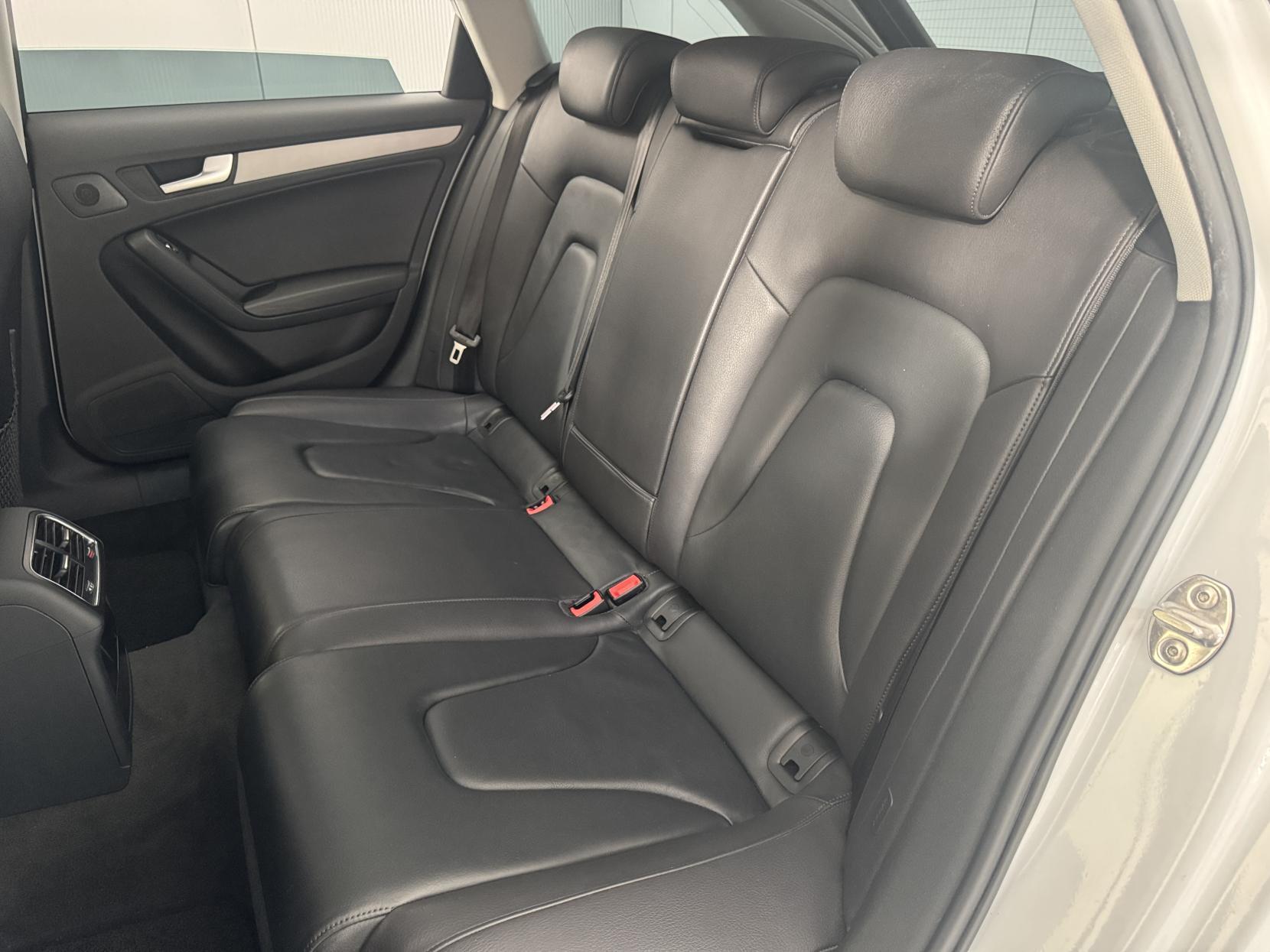 Audi A4 Avant view 62