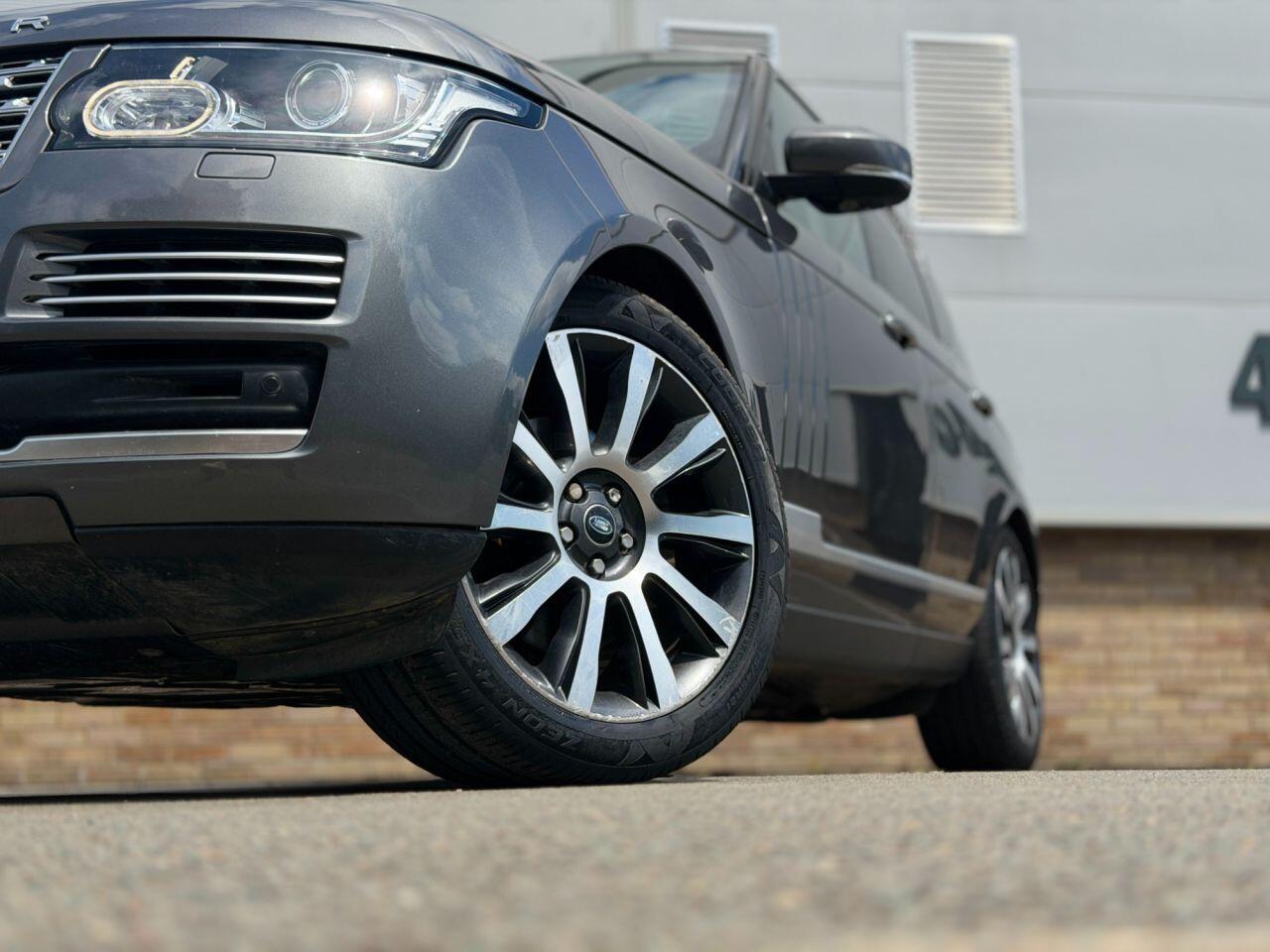 Land Rover Range Rover view 121