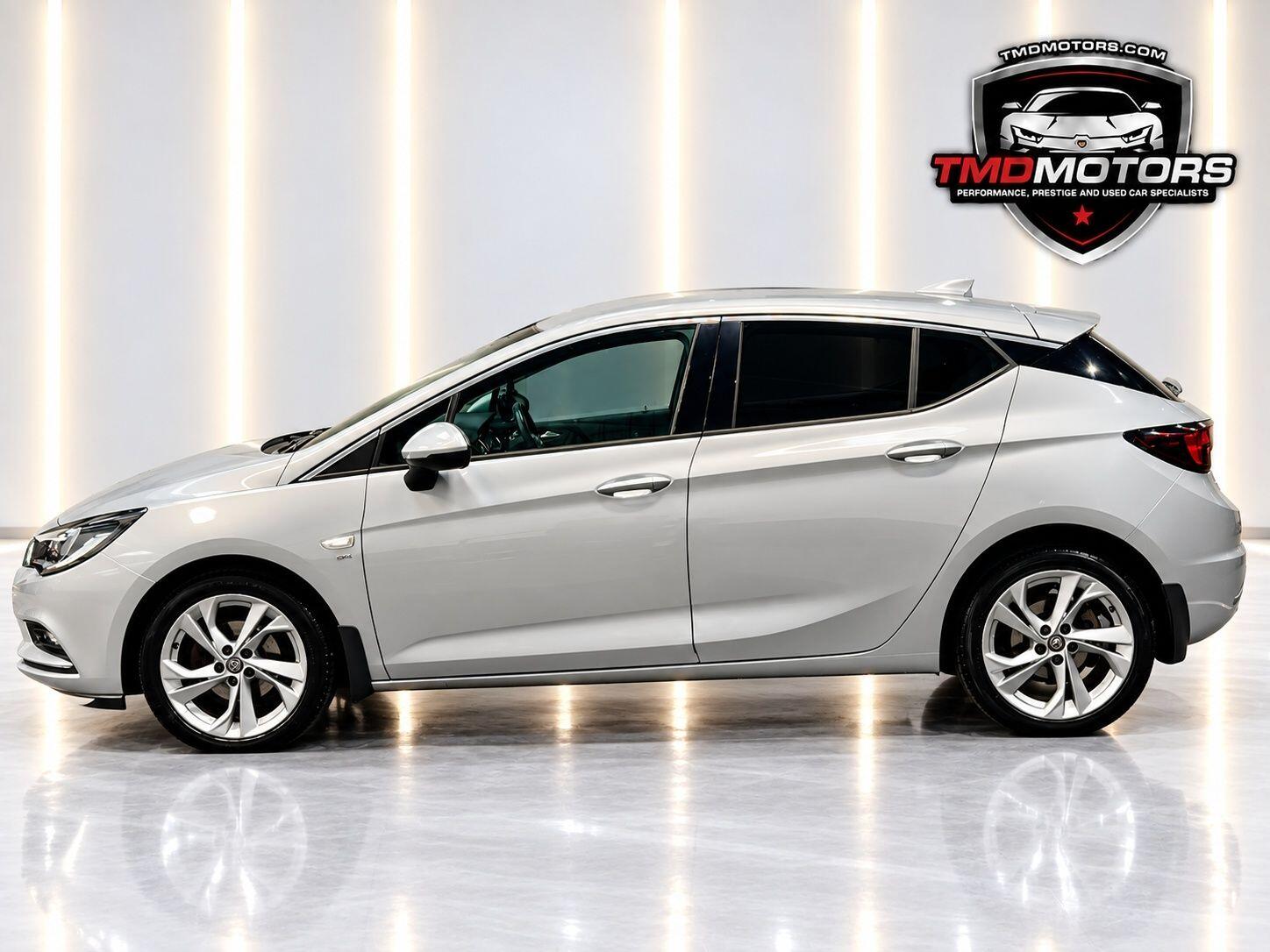 Vauxhall Astra view 6