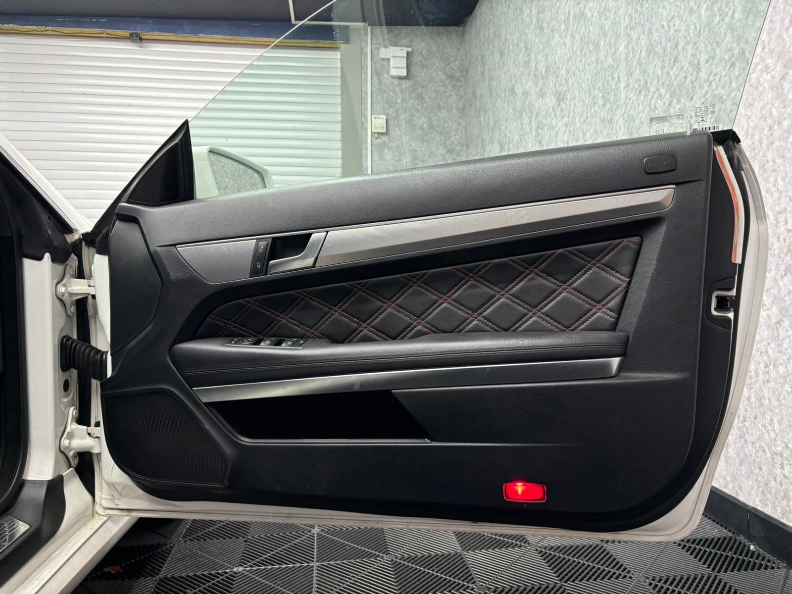Mercedes-Benz E Class view 20