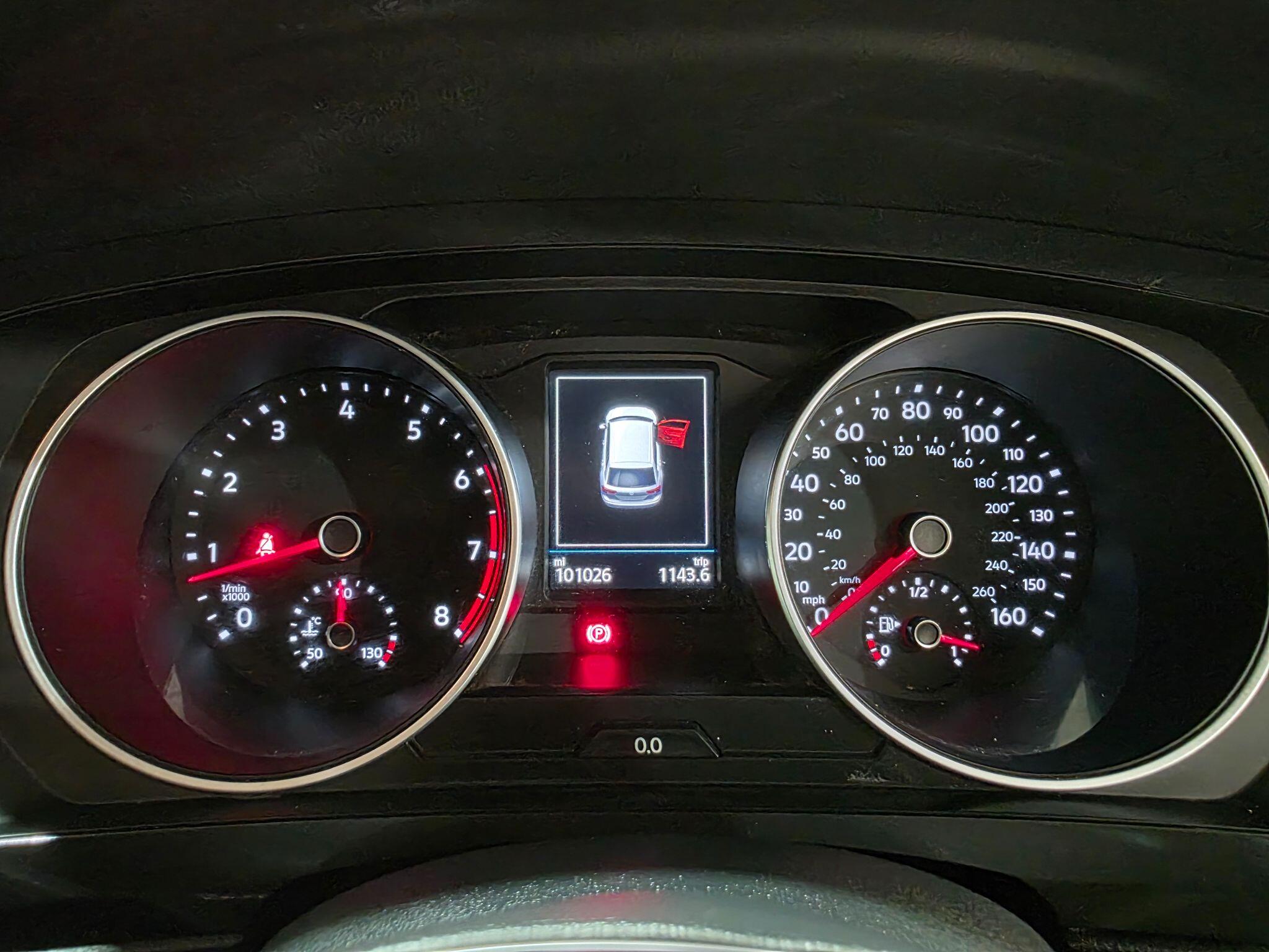 Volkswagen Tiguan view 10