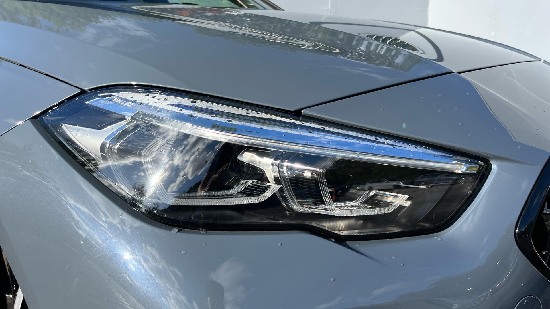 BMW 2 Series view 23