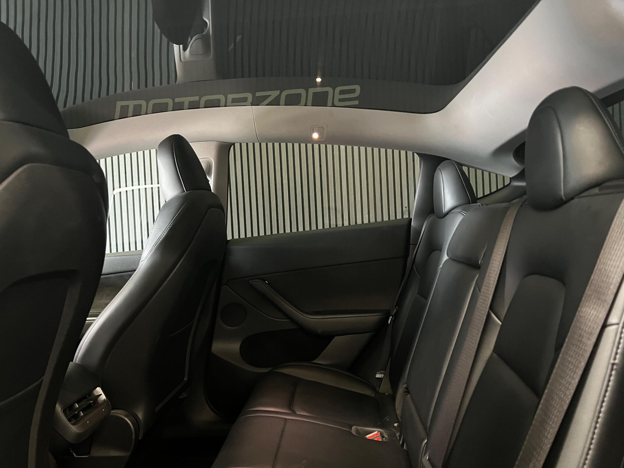 Tesla Model Y view 19