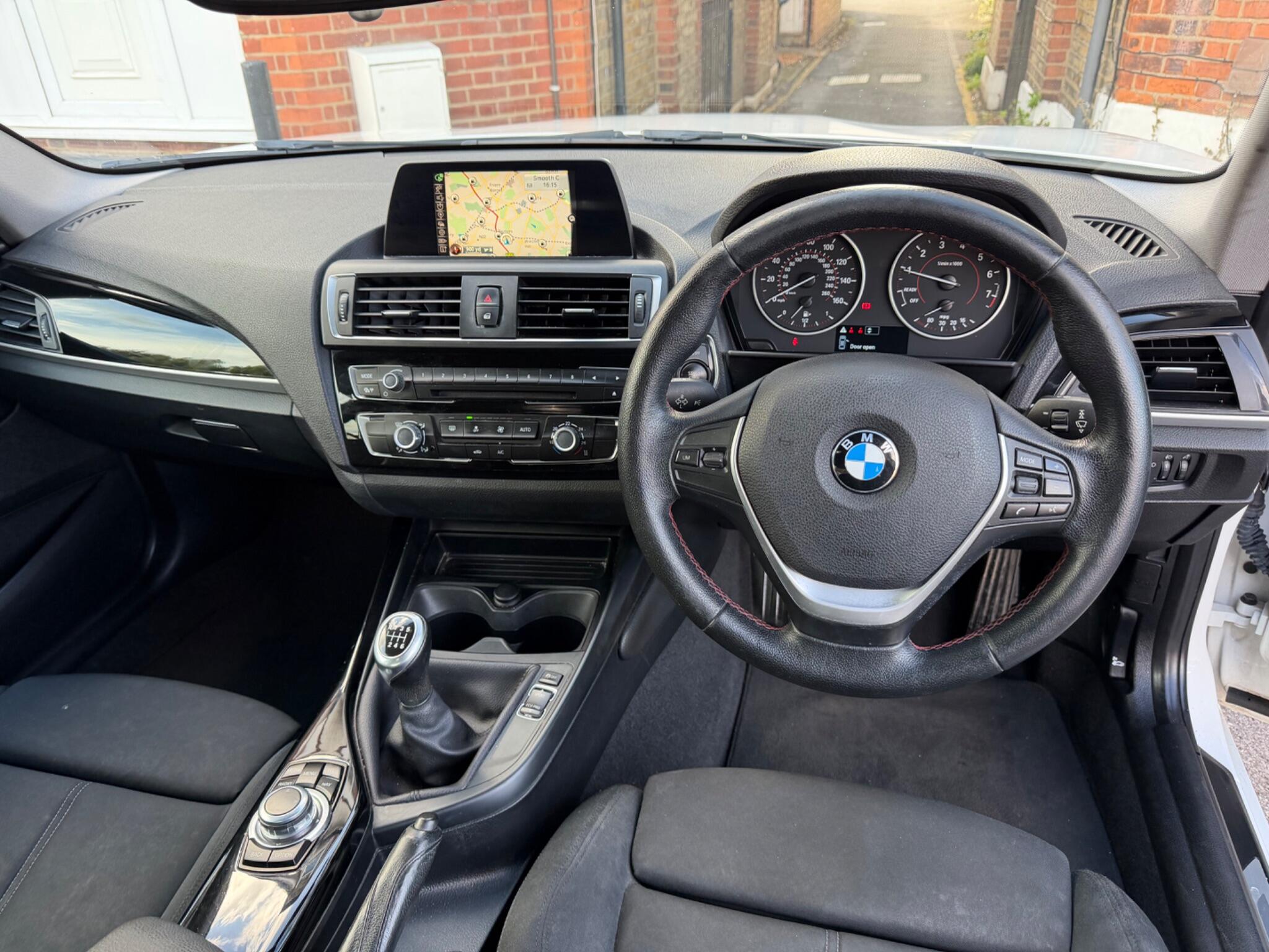 BMW 2 Series view 4