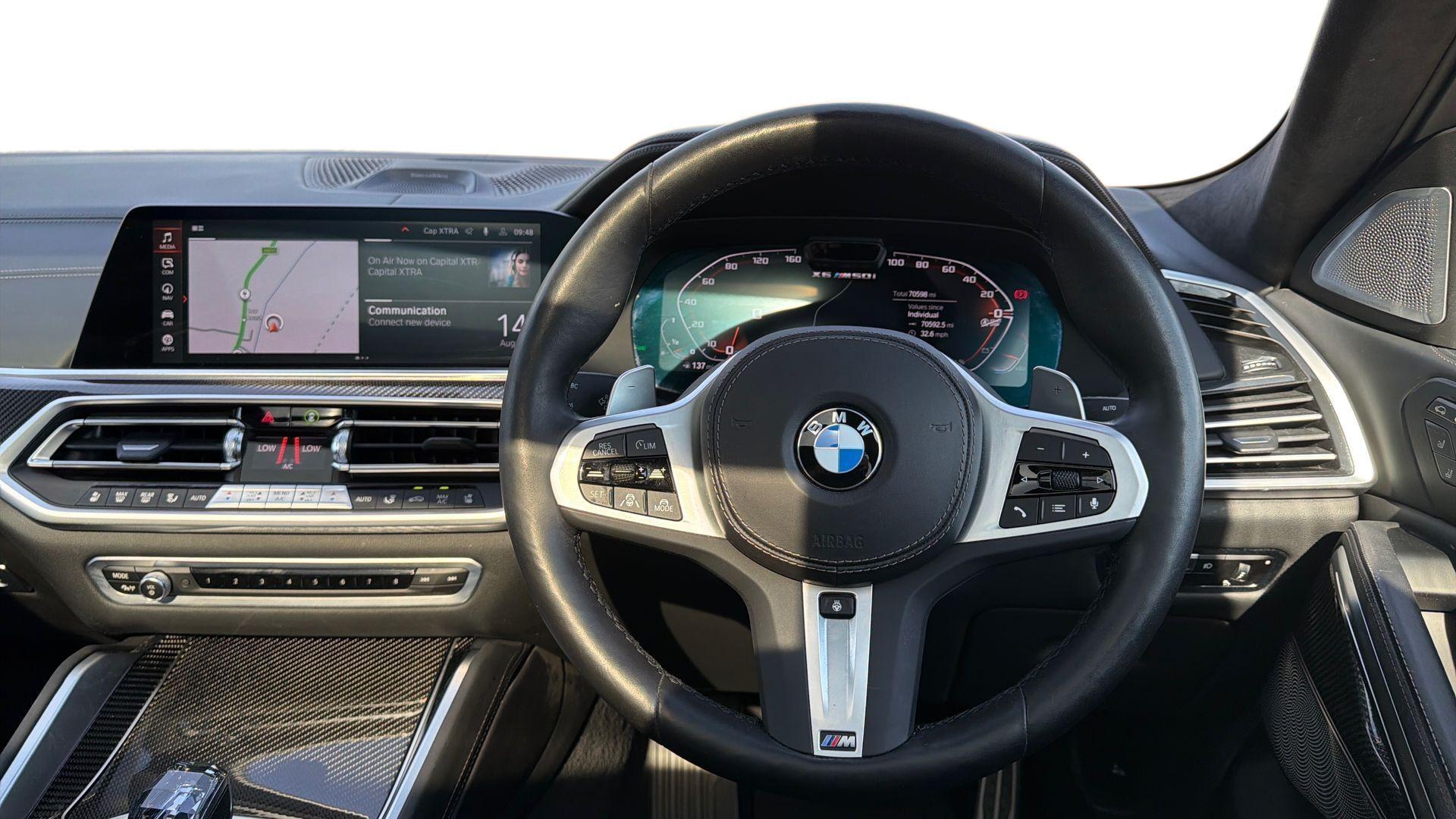 BMW X6 view 5