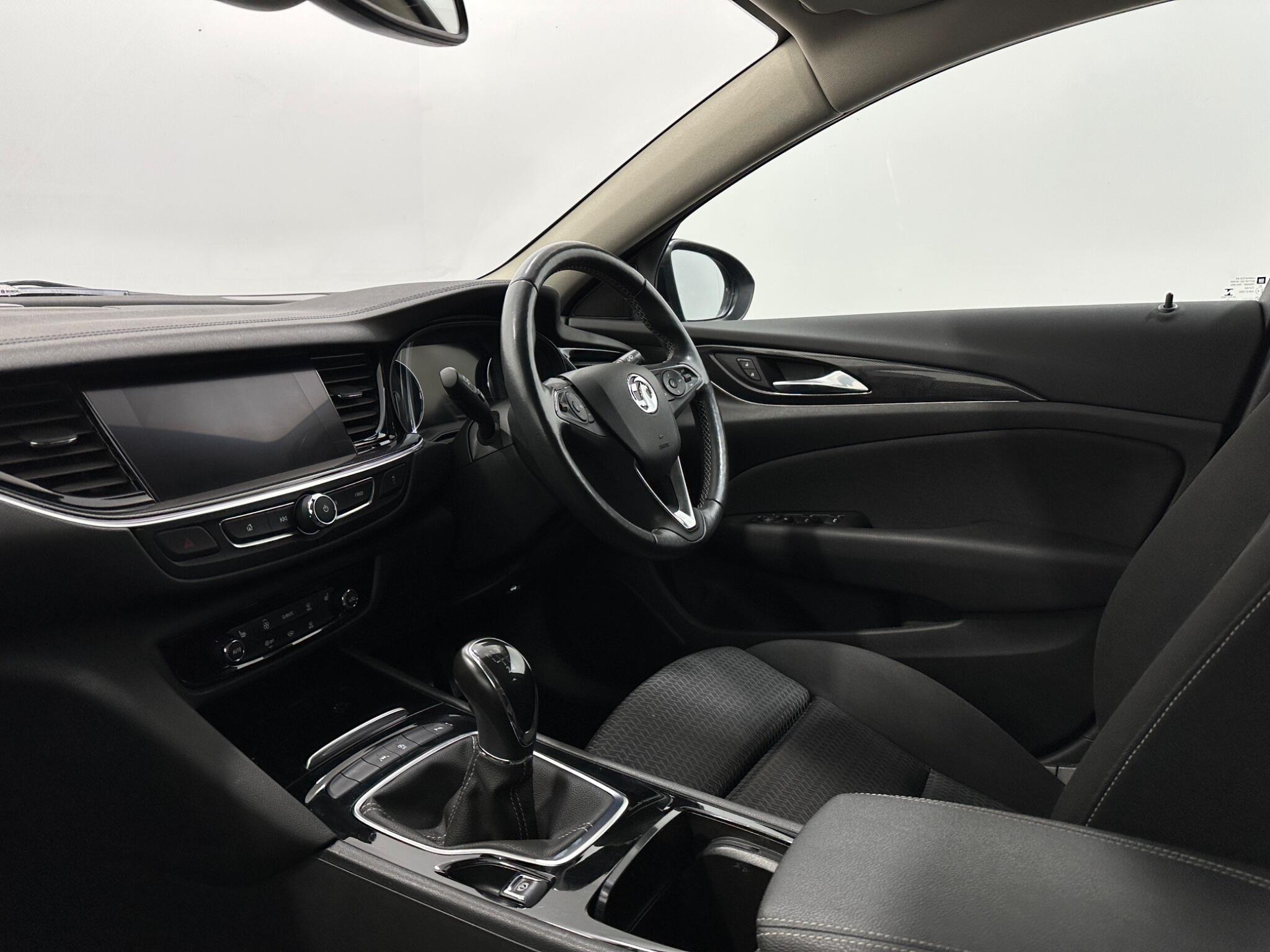 Vauxhall Insignia view 30