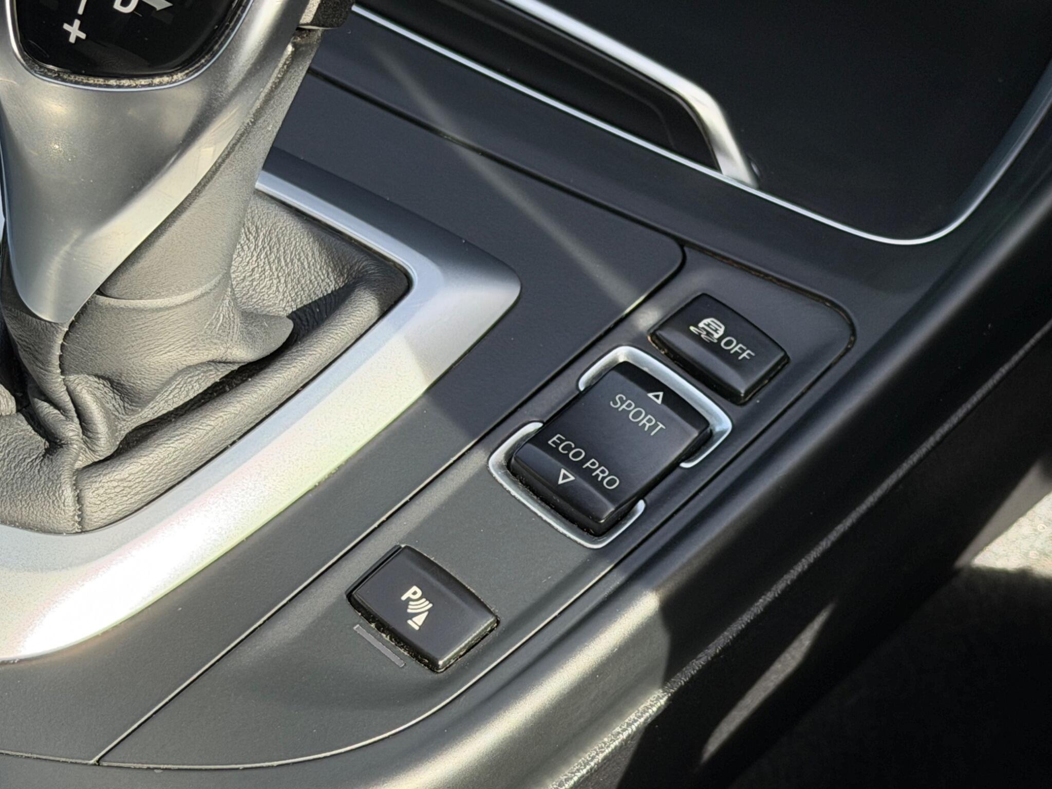 BMW 2 Series view 46