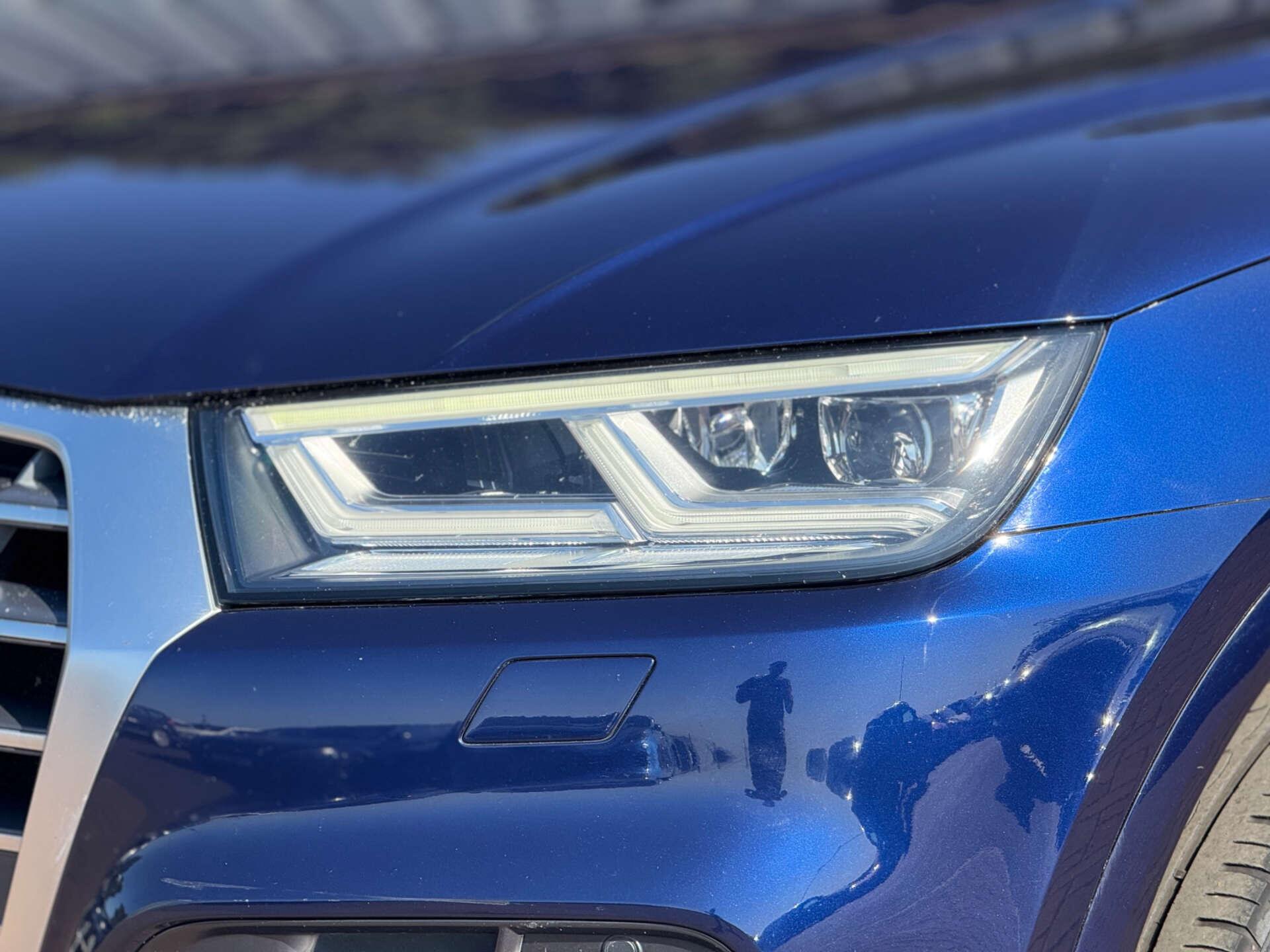 Audi Q5 view 5
