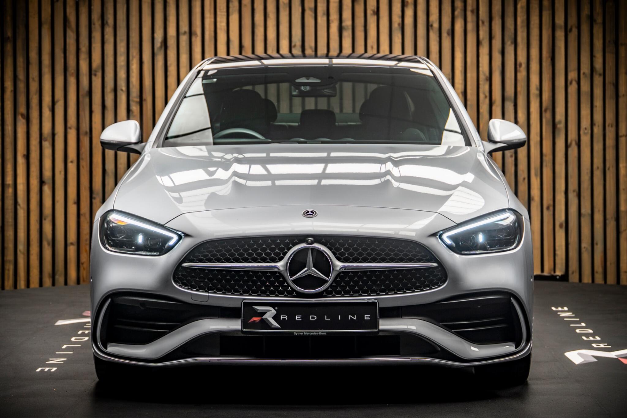 Mercedes-Benz C-Class view 5