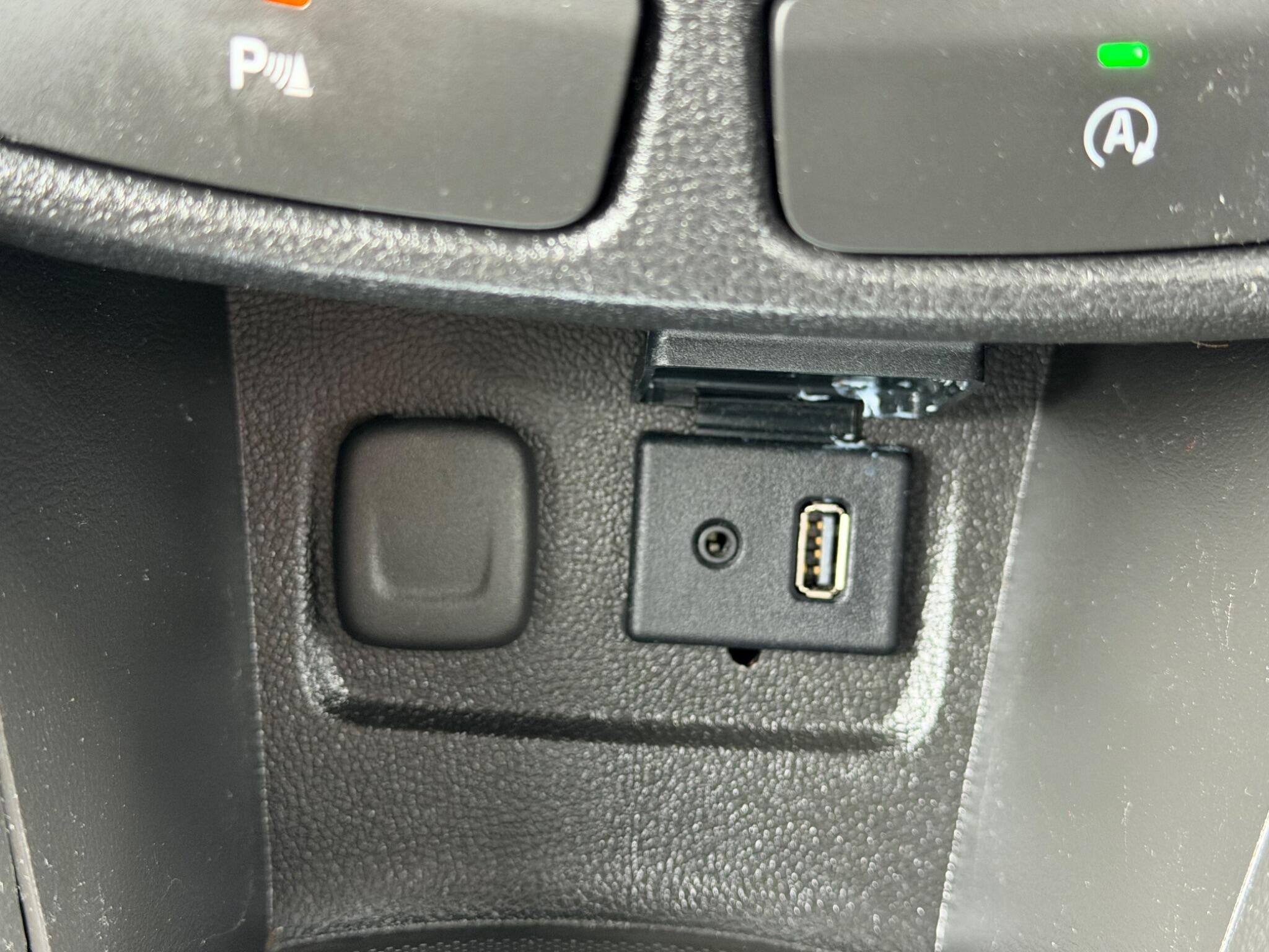 Vauxhall Mokka view 60