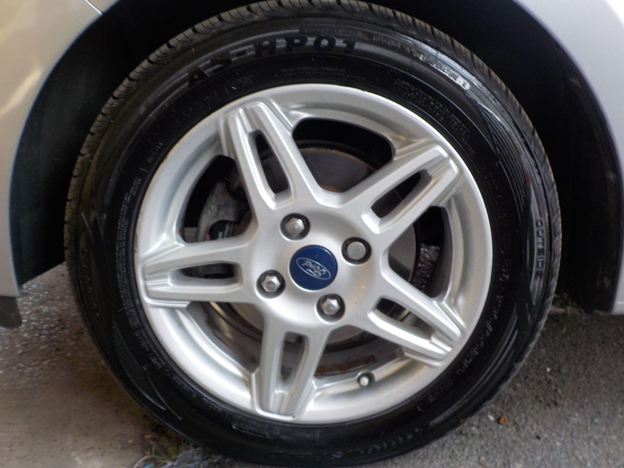 Ford Ka+ 1.2 Ti-VCT Zetec Euro 6 5dr