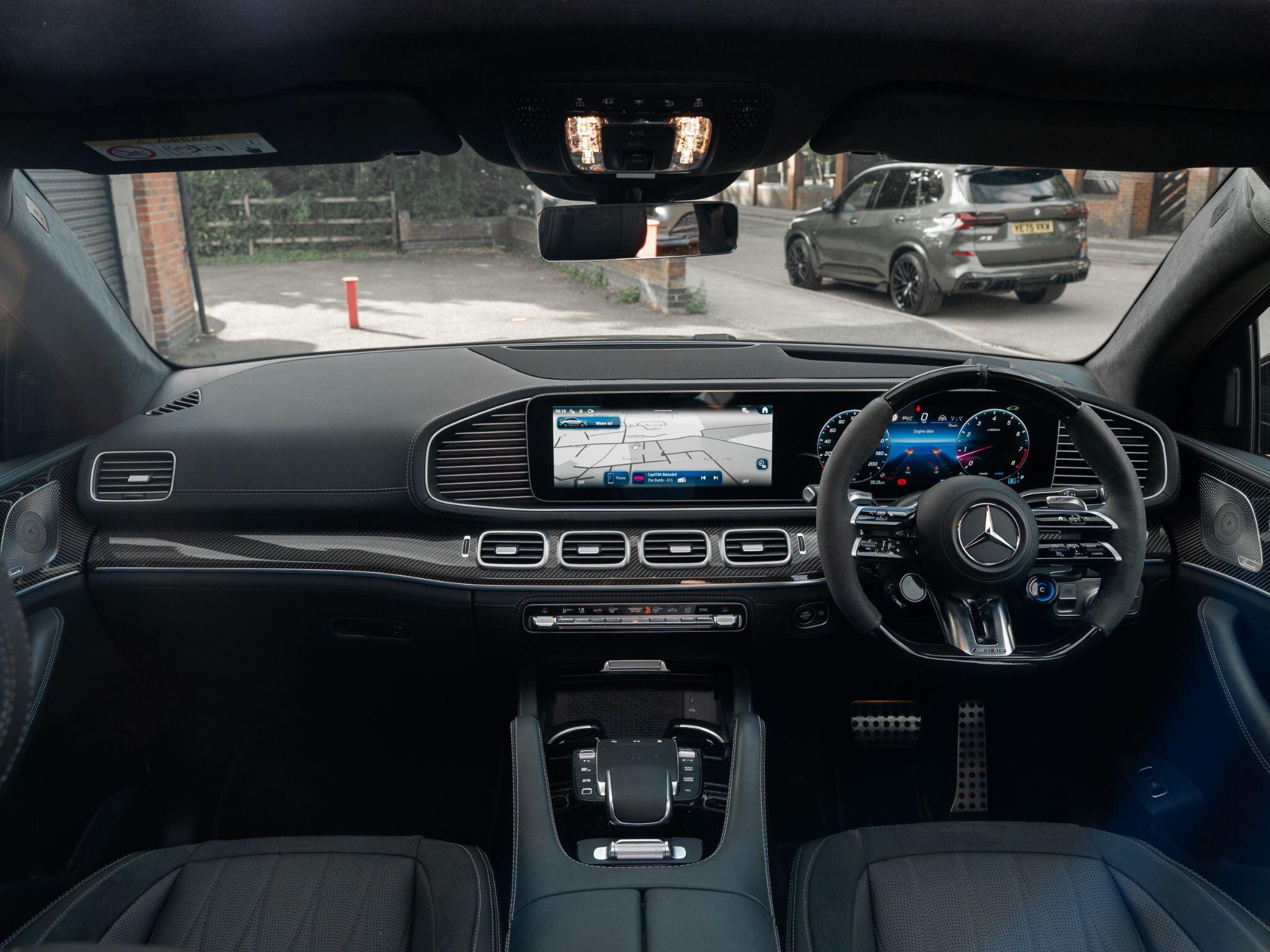 Mercedes-Benz Gle view 32