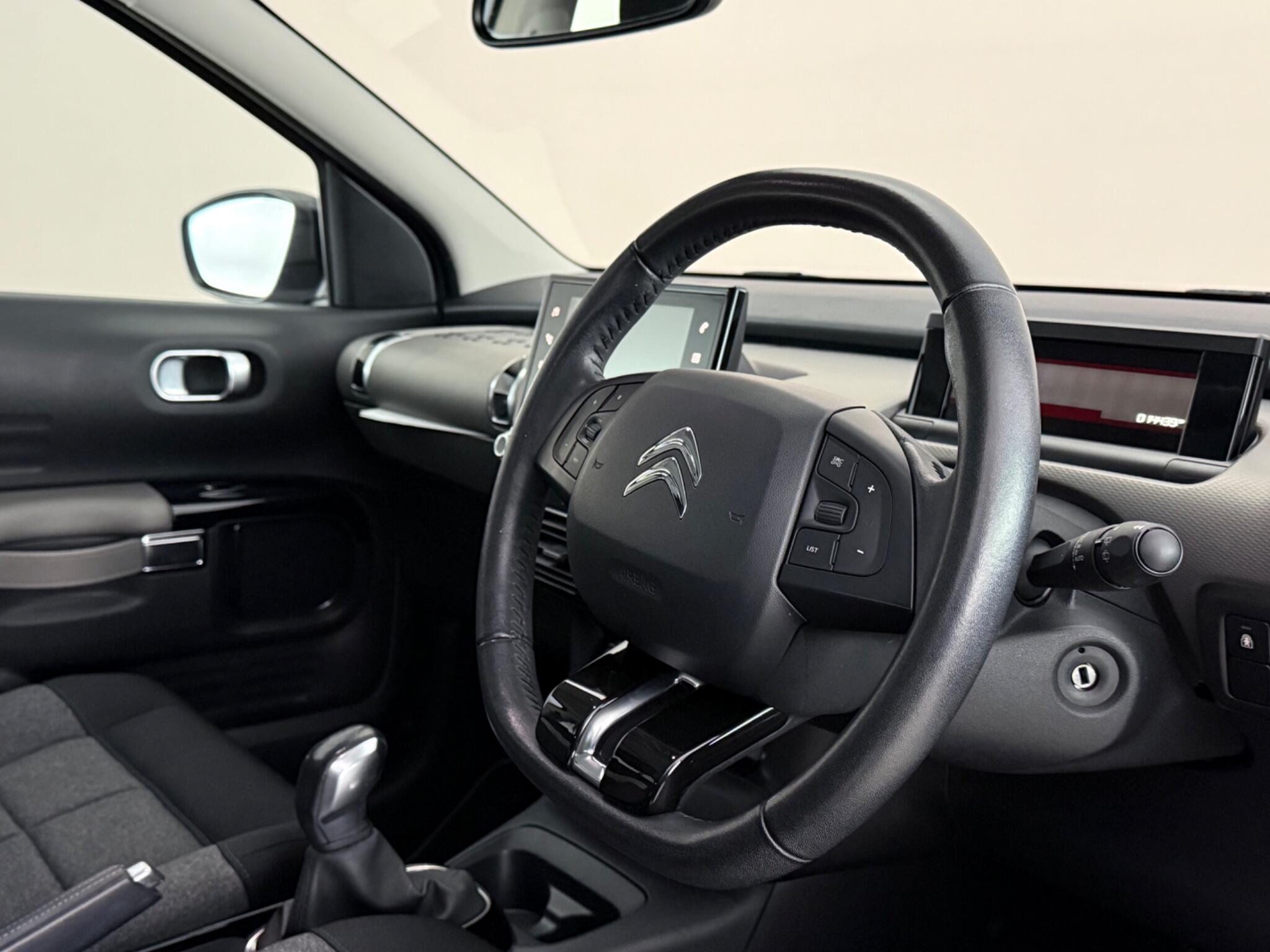 Citroen C4 Cactus view 11