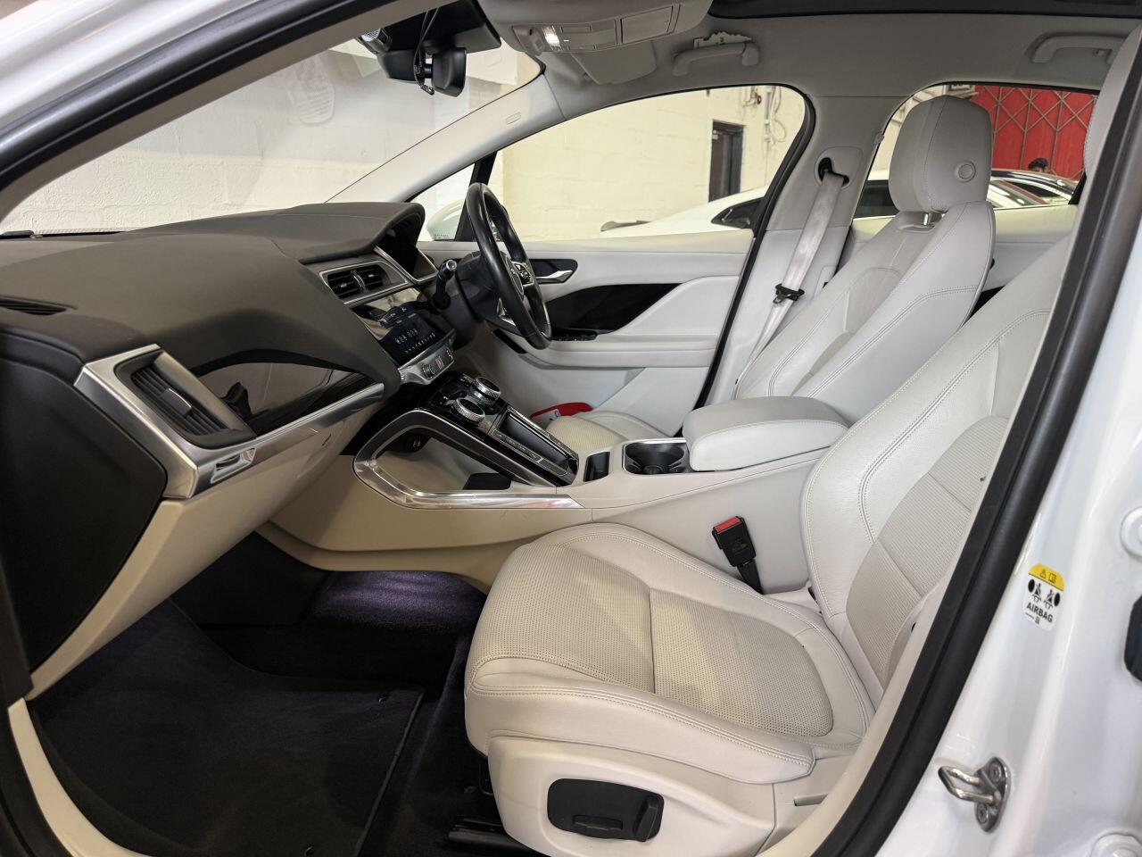 Jaguar I-Pace view 56